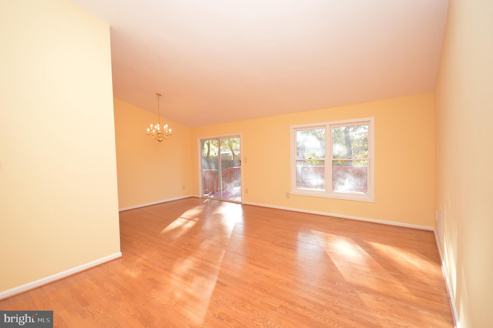 REFLECTION LAKE - Residential