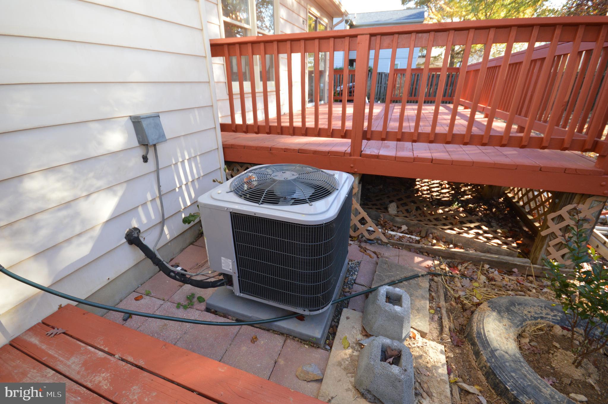 REFLECTION LAKE - Residential