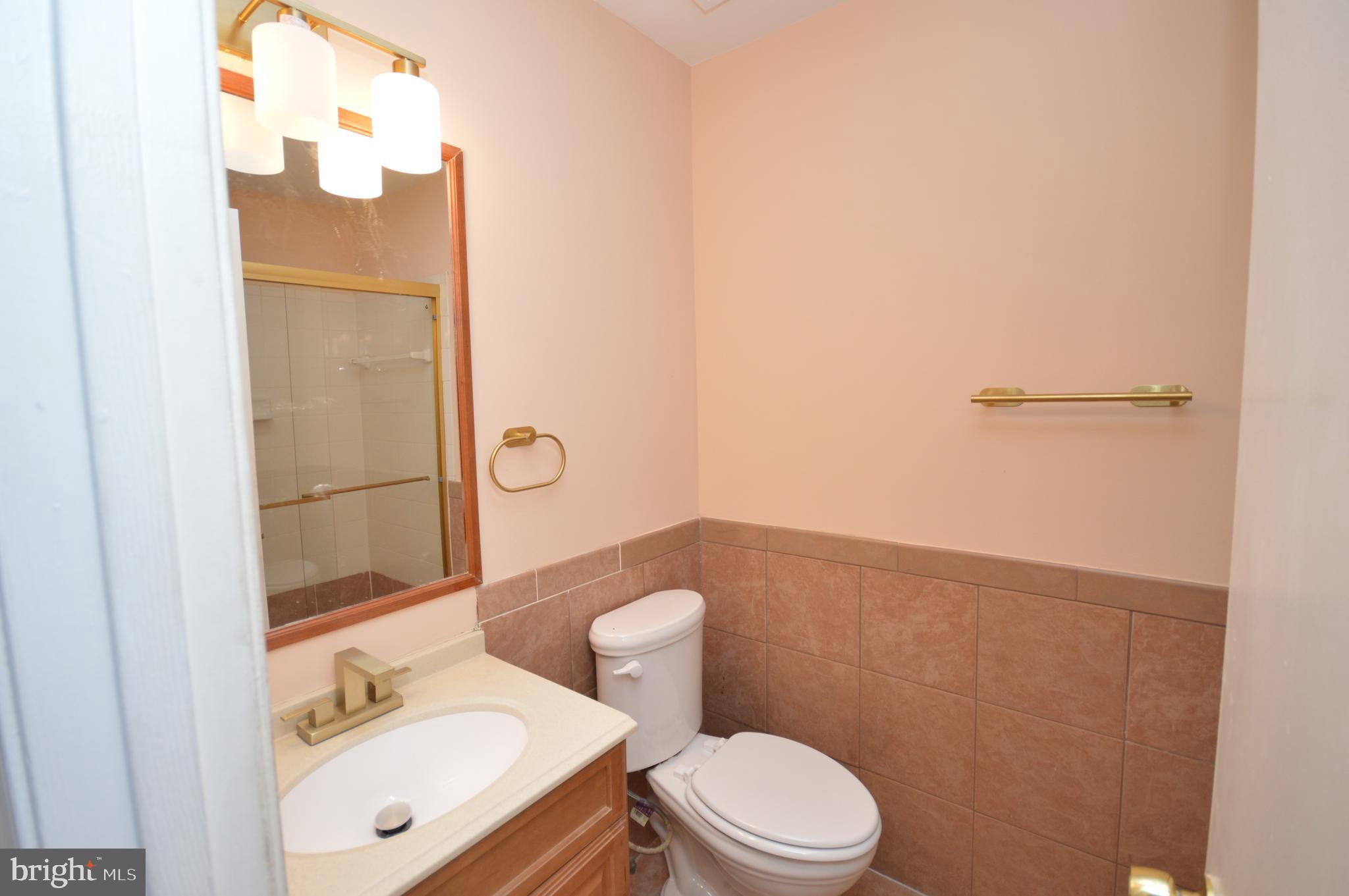 REFLECTION LAKE - Residential