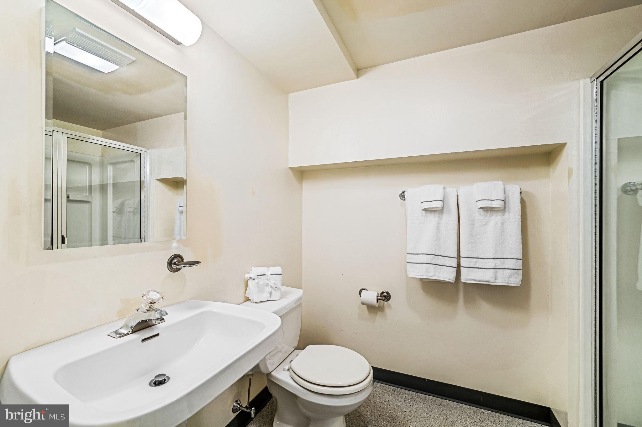 BRYN MAWR - Residential