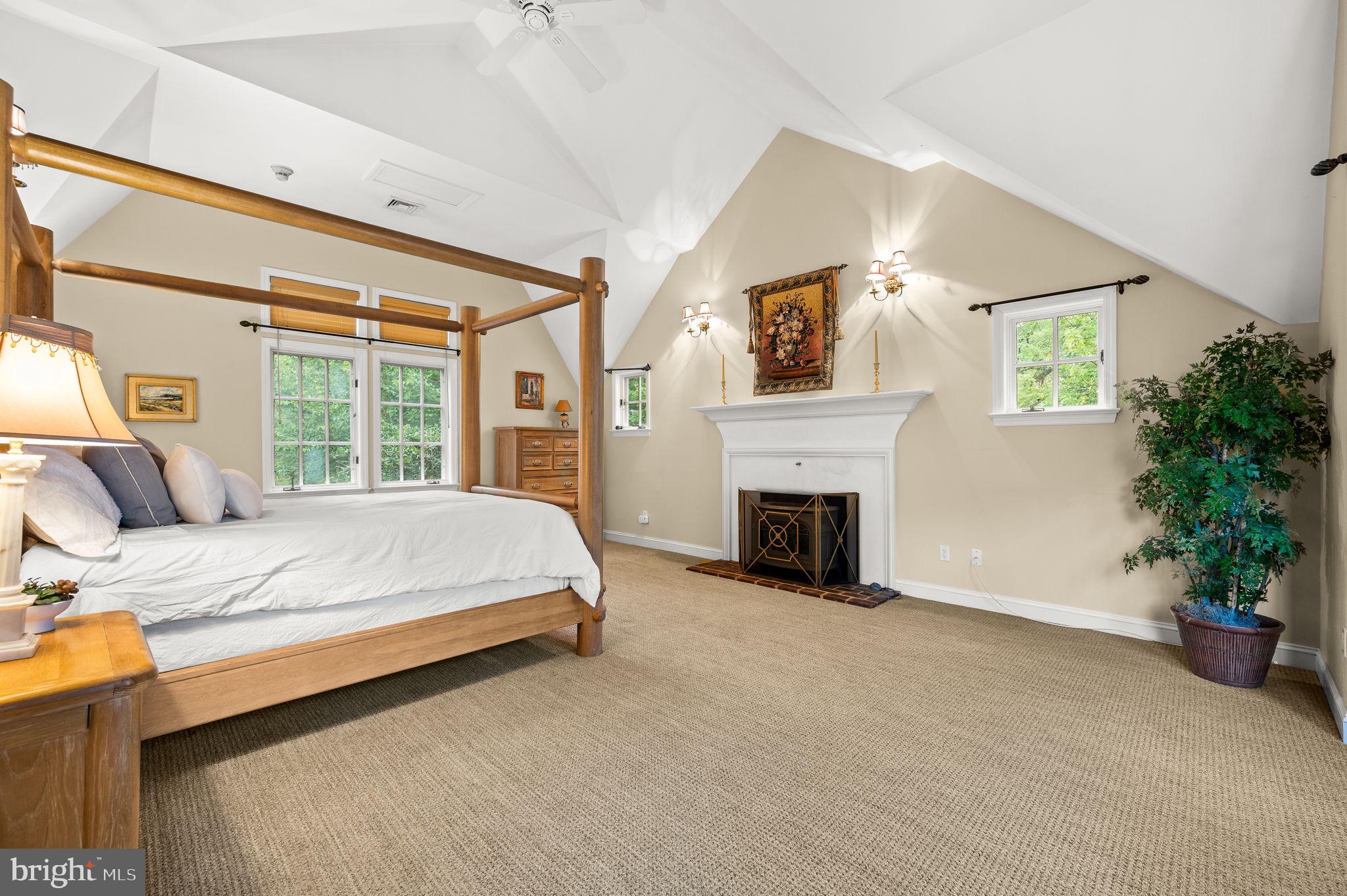 BRYN MAWR - Residential