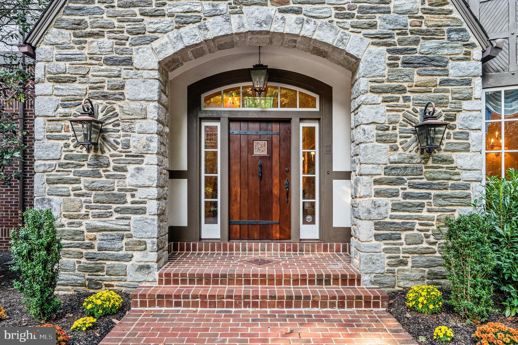 BRYN MAWR - Residential