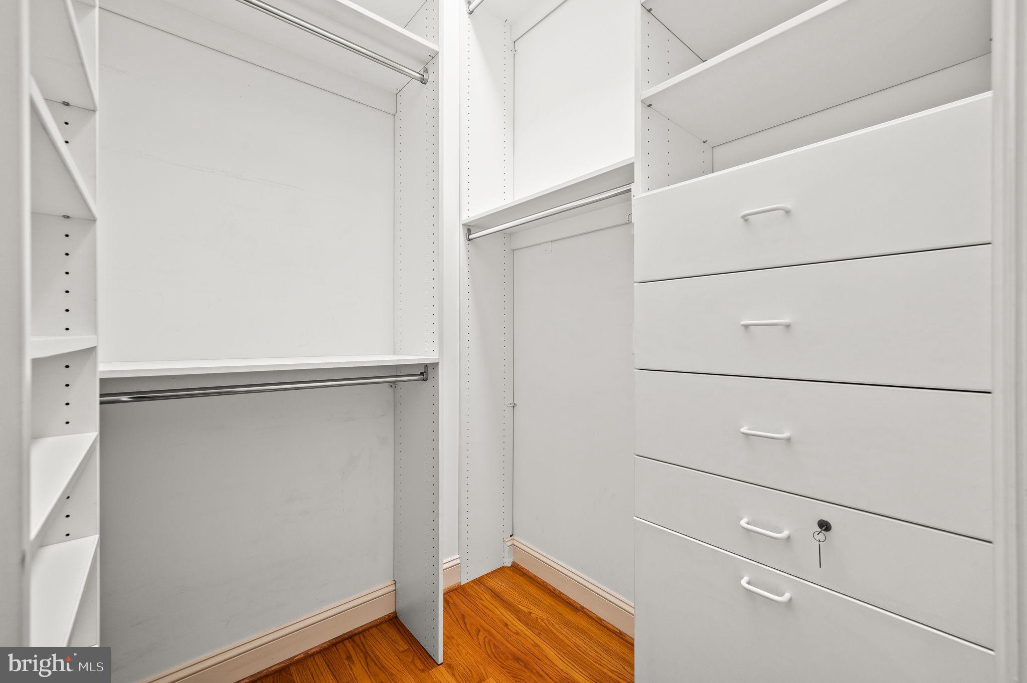 BRYN MAWR - Residential