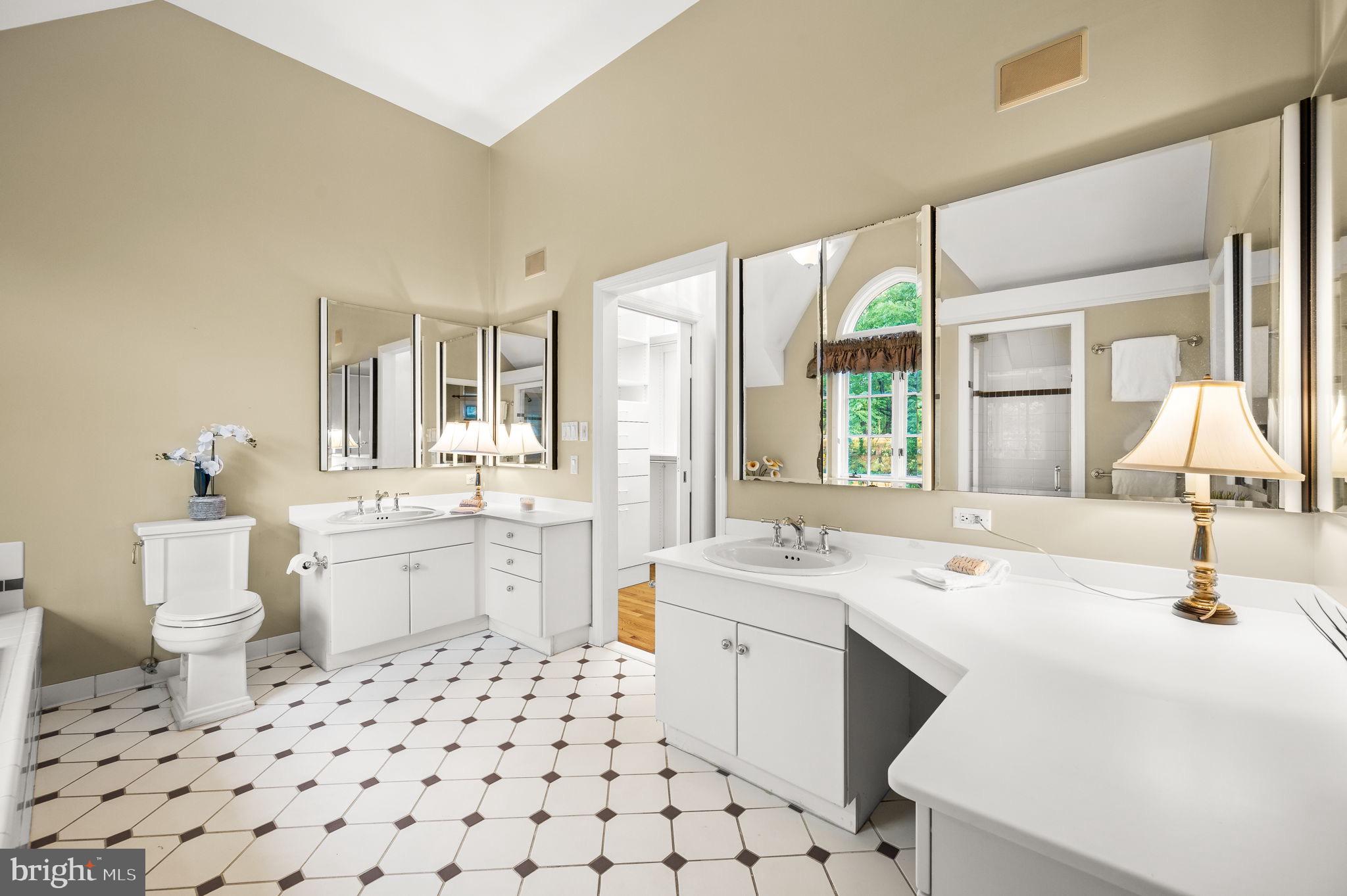 BRYN MAWR - Residential