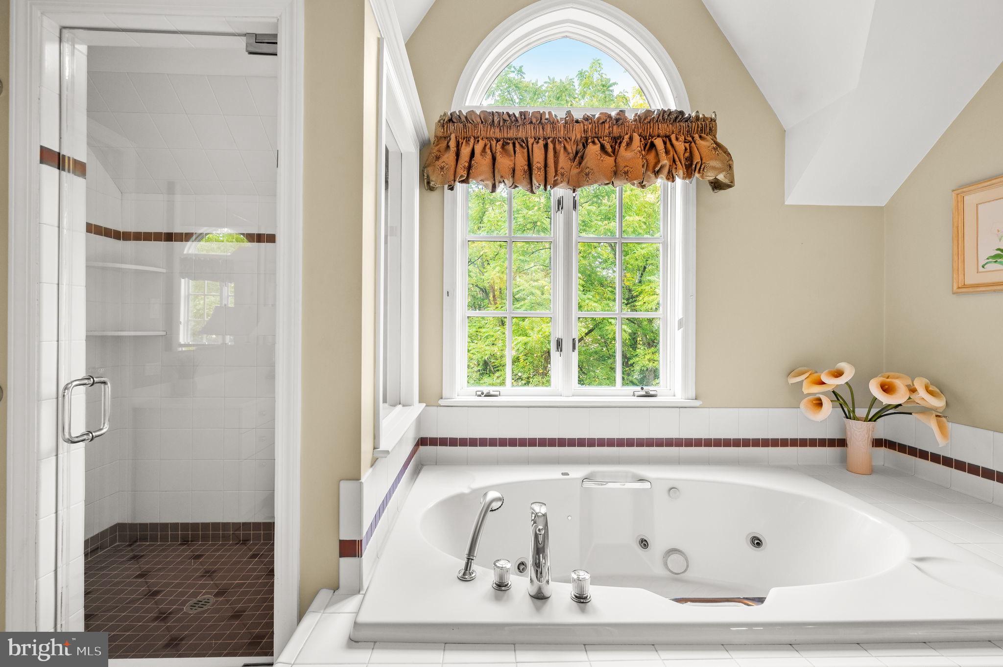 BRYN MAWR - Residential