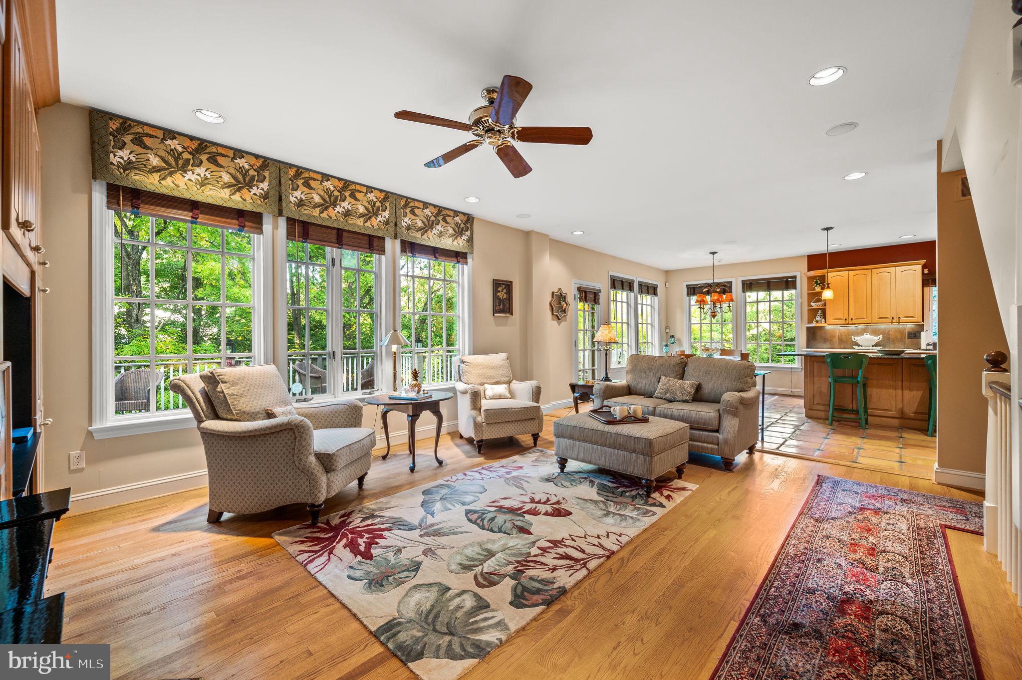 BRYN MAWR - Residential