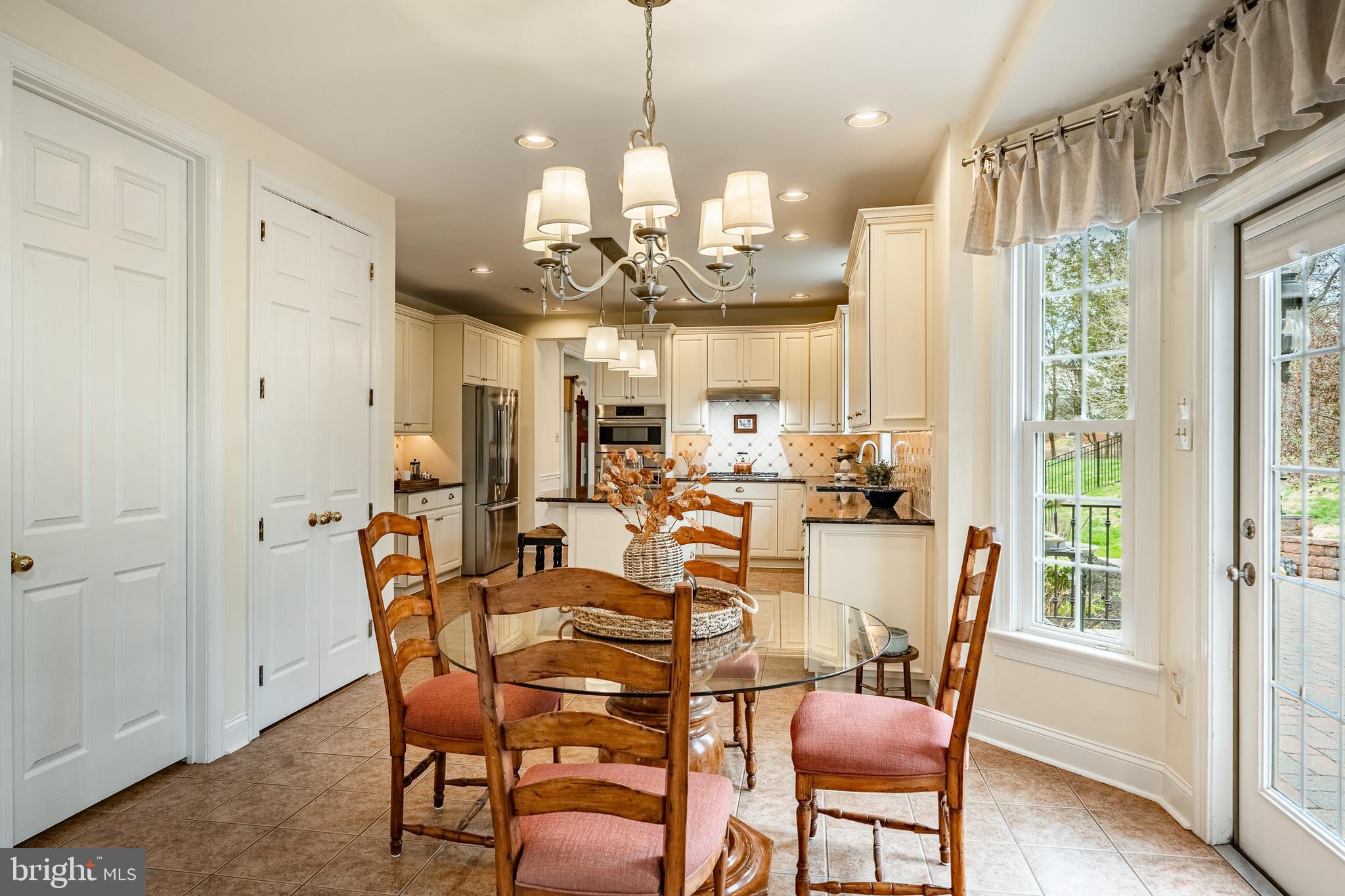 ESTATES AT SALFORD - Residential