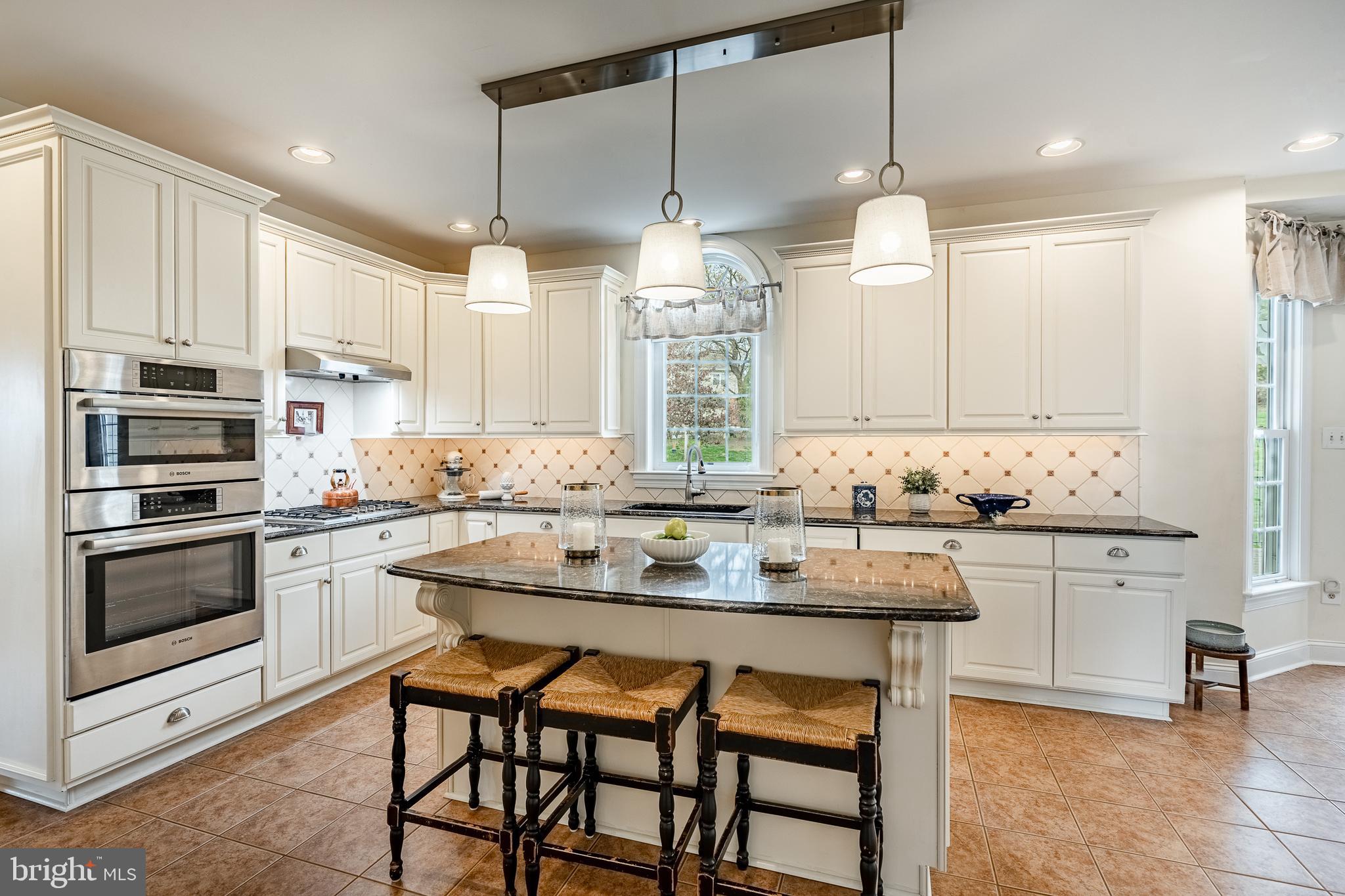 ESTATES AT SALFORD - Residential