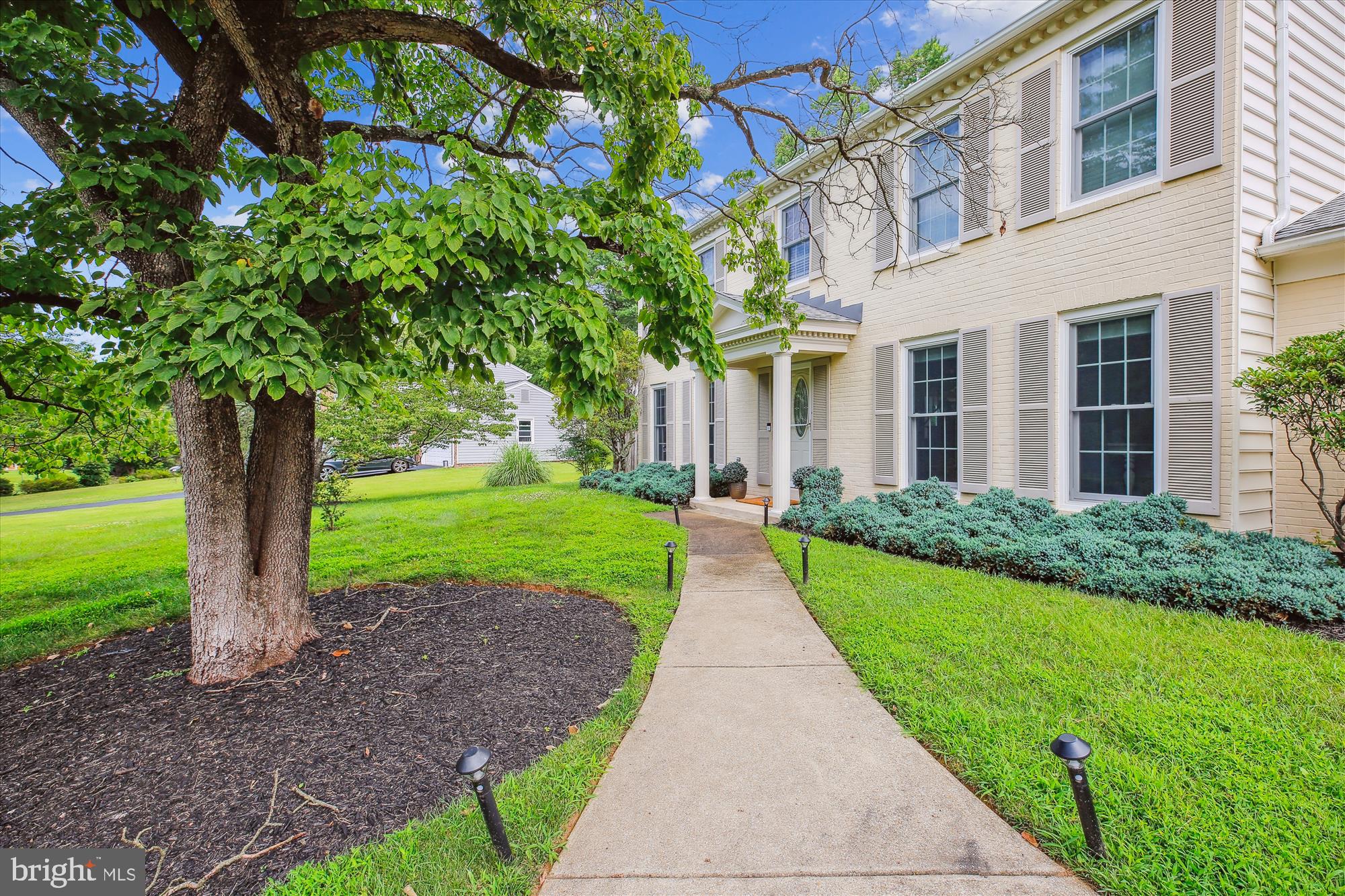 ROBERTS GLEN - Residential