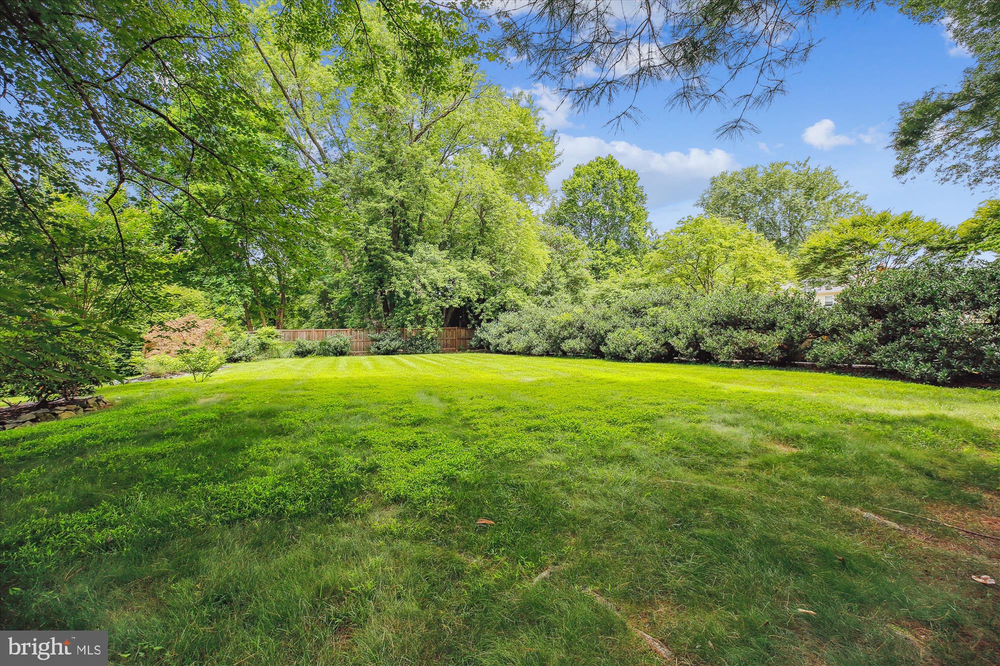 ROBERTS GLEN - Residential