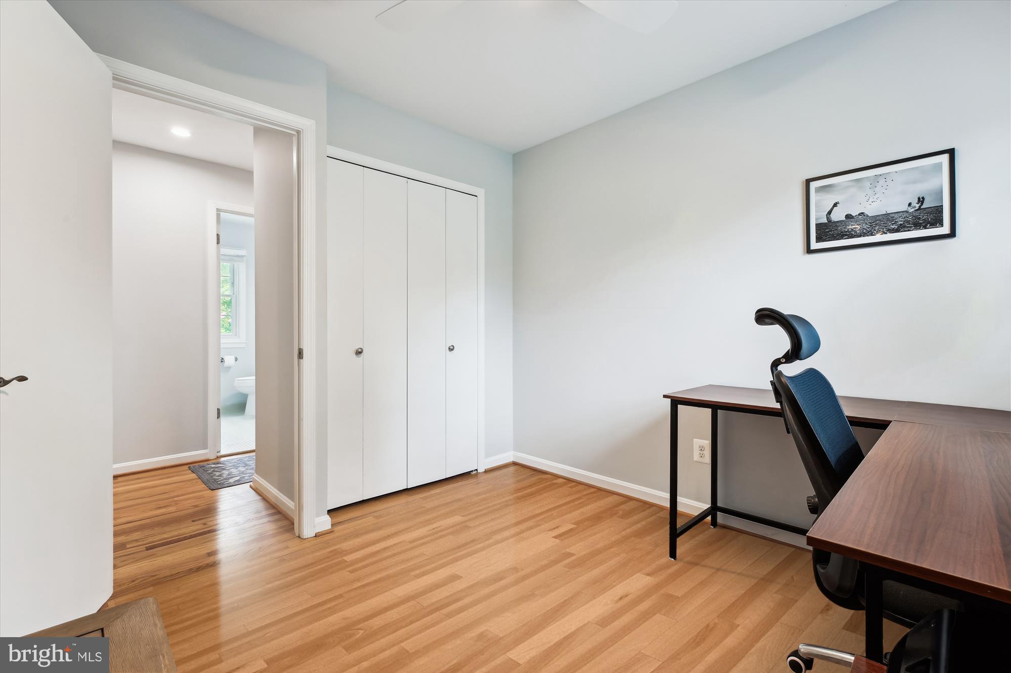 ROBERTS GLEN - Residential