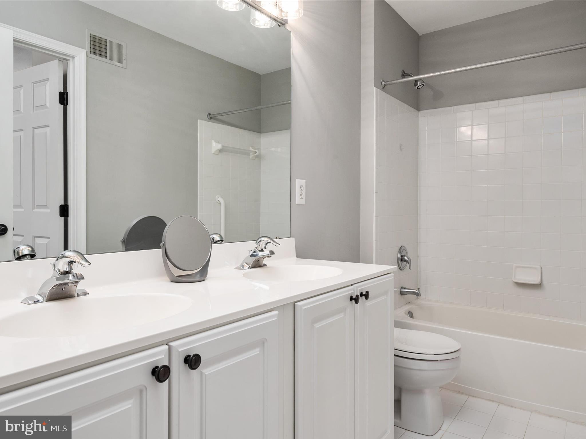 CYPRESS LANDING - Residential