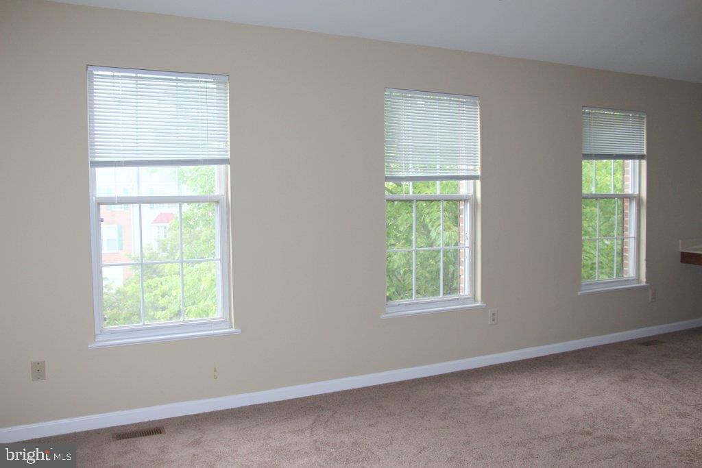 CENTRE RIDGE - Residential