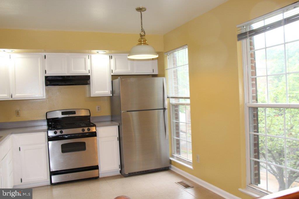 CENTRE RIDGE - Residential