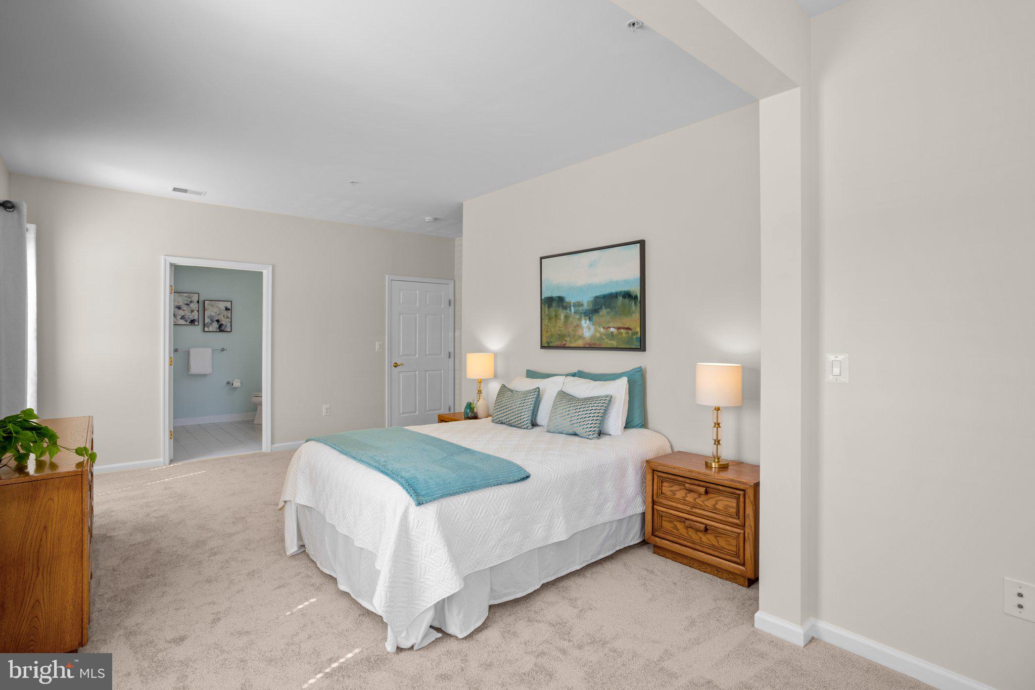 HEARTHSTONE AT VILLAGE CREST CONDOMINIUMS - Residential