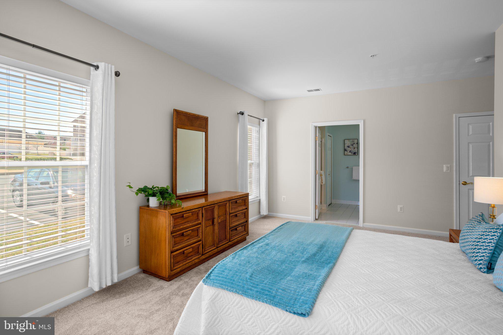 HEARTHSTONE AT VILLAGE CREST CONDOMINIUMS - Residential