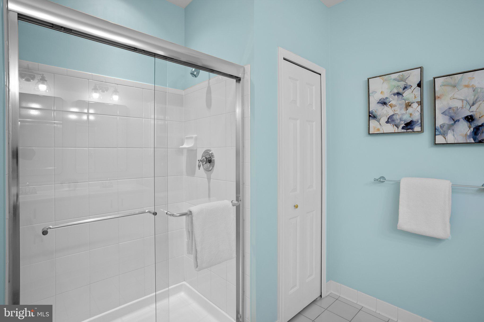 HEARTHSTONE AT VILLAGE CREST CONDOMINIUMS - Residential