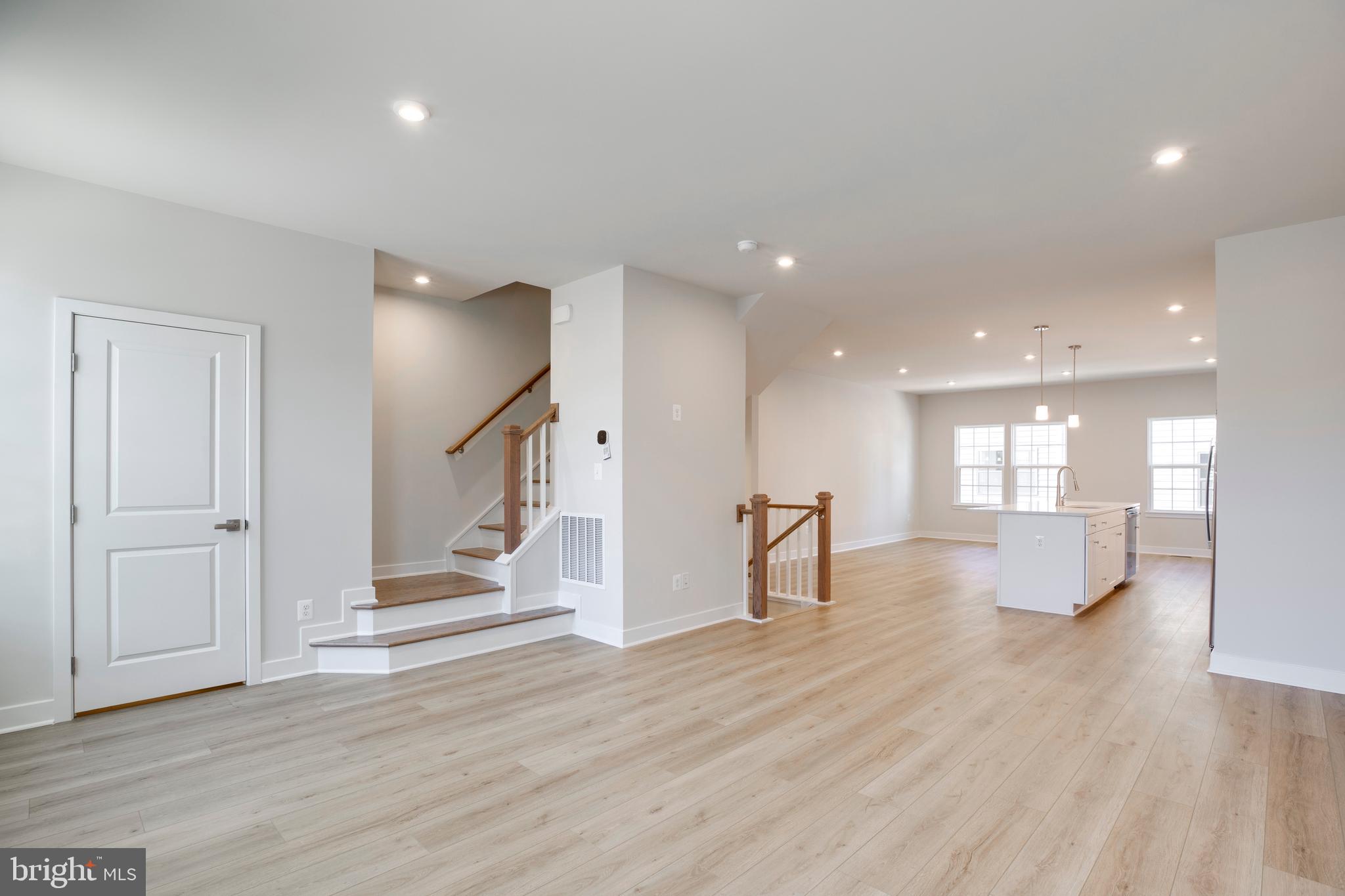 ELLIPSE AT WESTFIELDS - Residential Lease