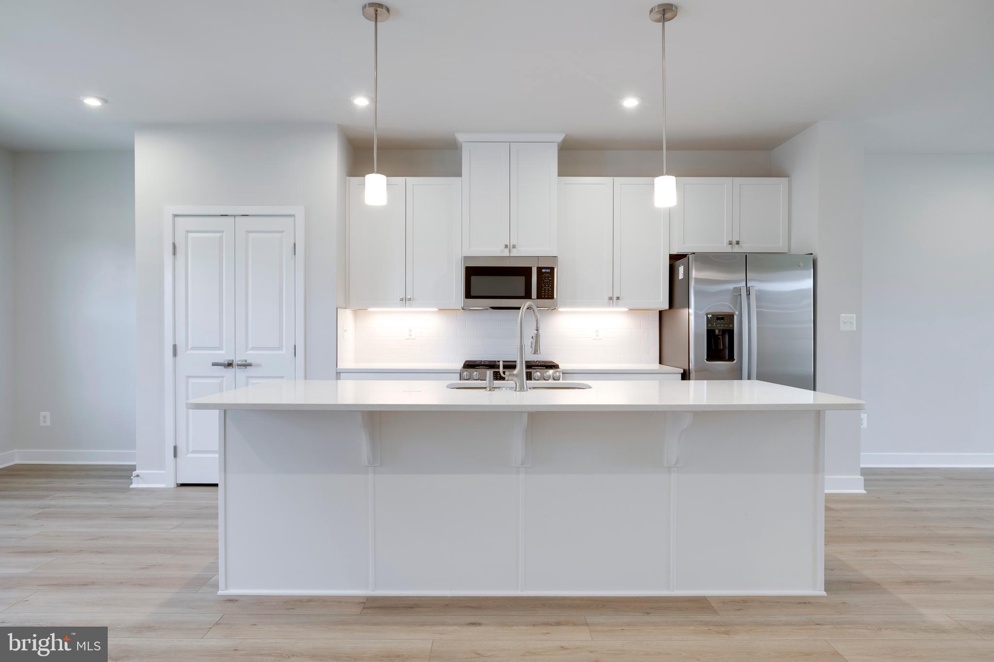 ELLIPSE AT WESTFIELDS - Residential Lease