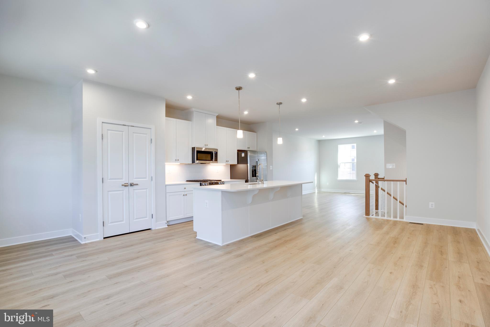 ELLIPSE AT WESTFIELDS - Residential Lease