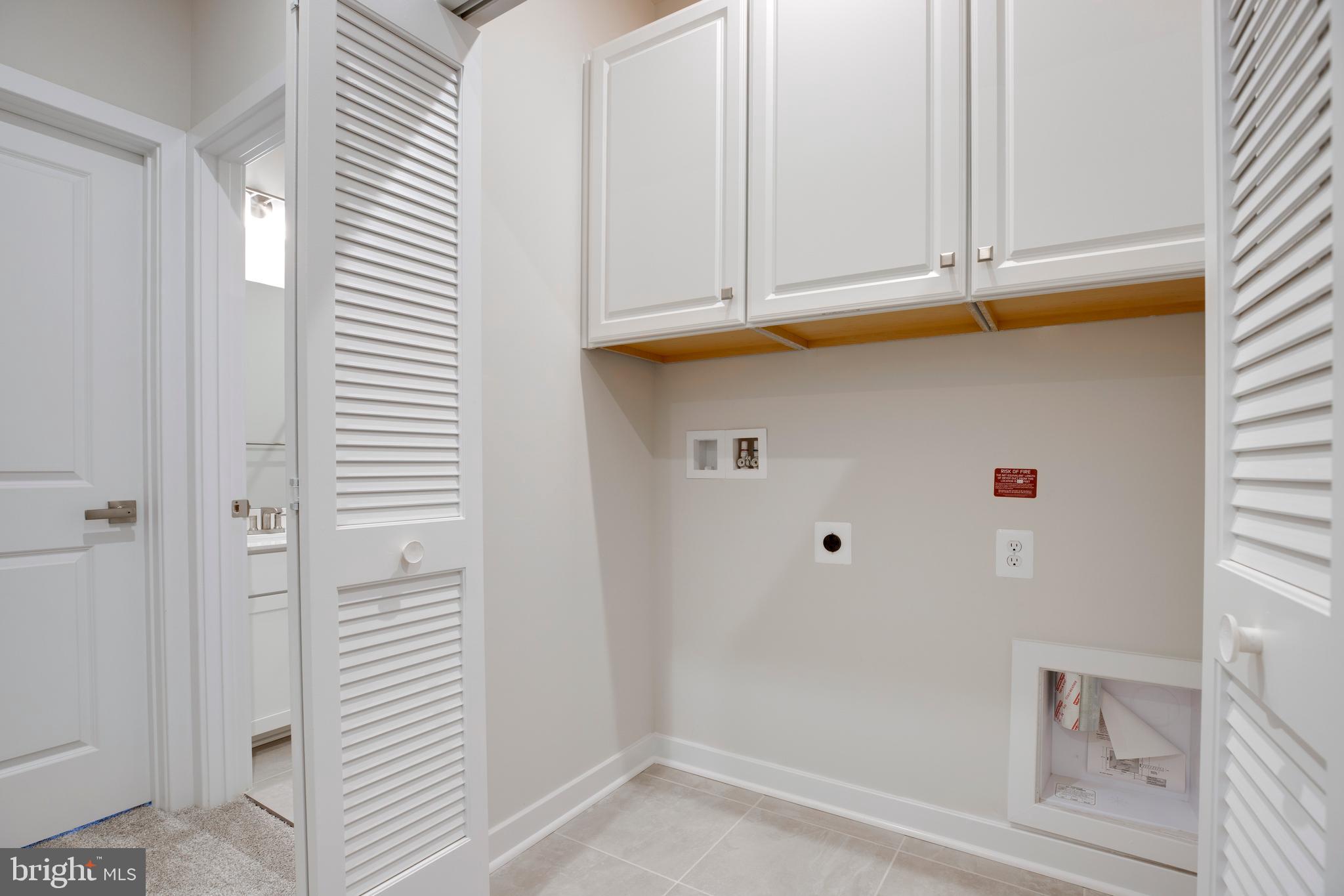 ELLIPSE AT WESTFIELDS - Residential Lease