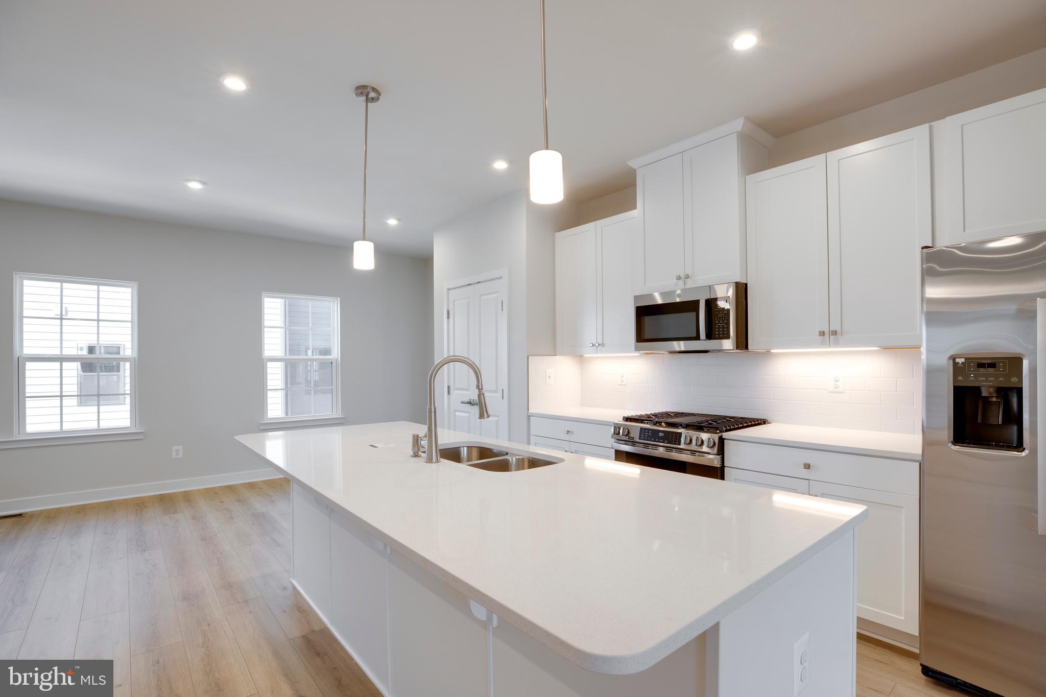 ELLIPSE AT WESTFIELDS - Residential Lease