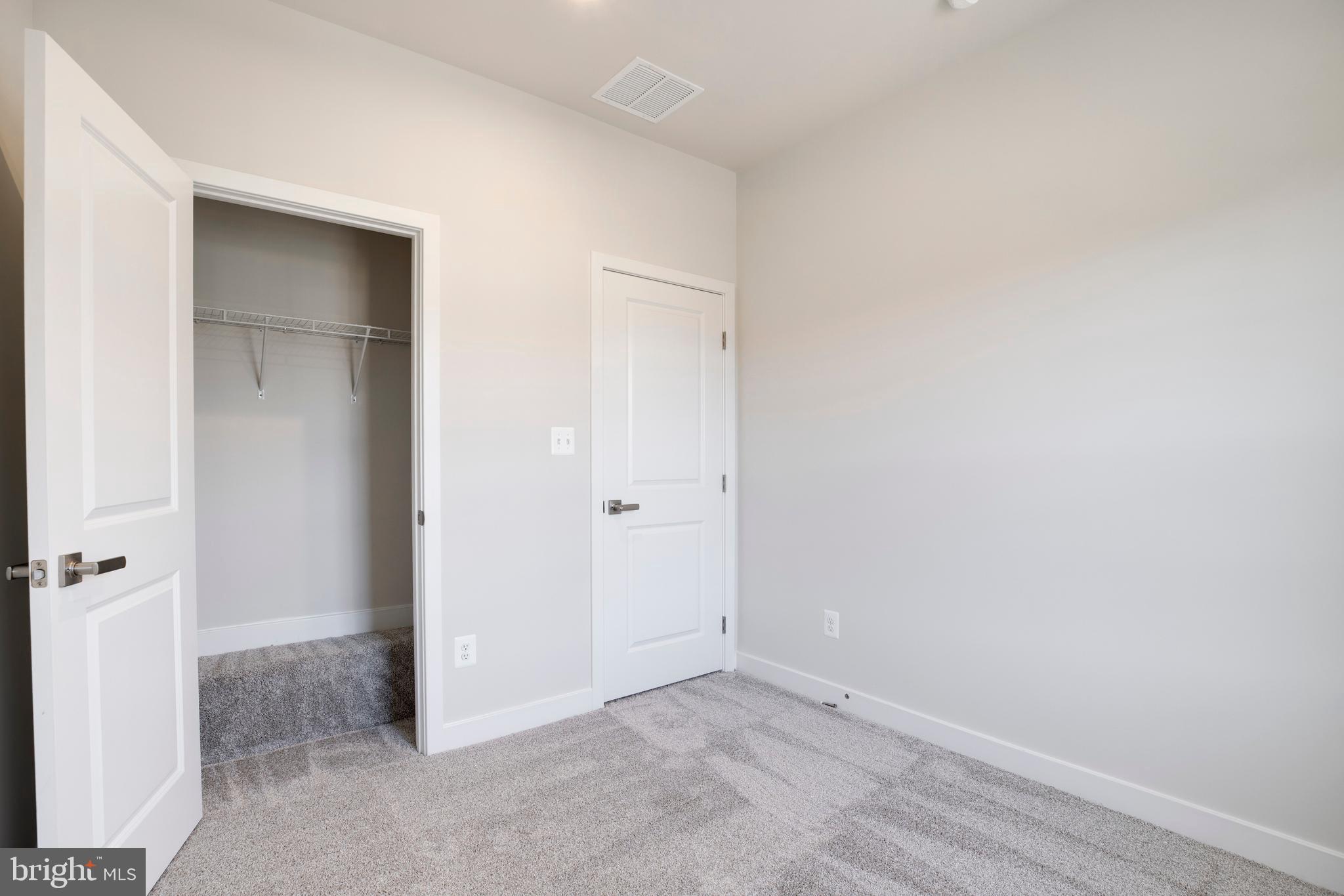 ELLIPSE AT WESTFIELDS - Residential Lease