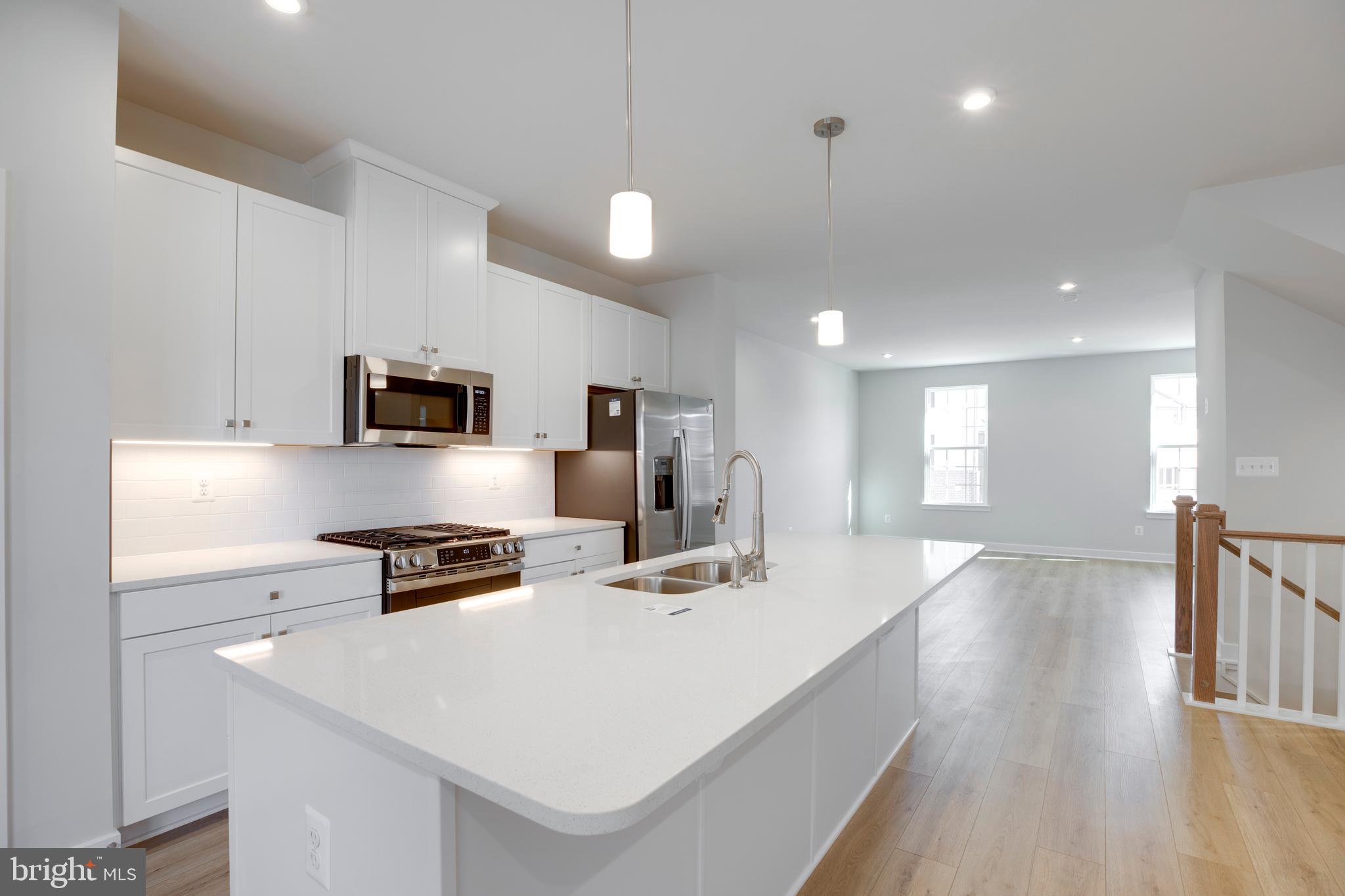 ELLIPSE AT WESTFIELDS - Residential Lease