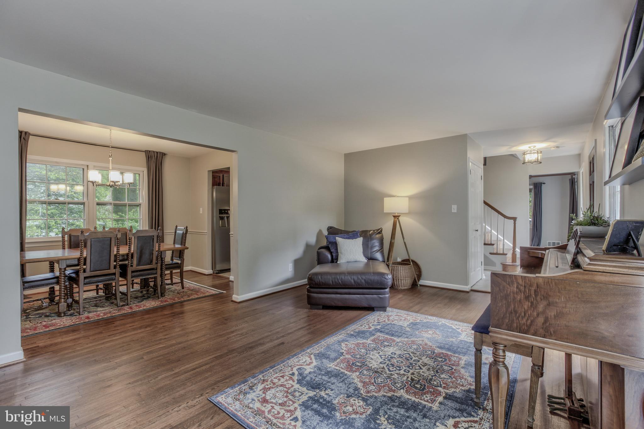 MANOR WOODS - Residential