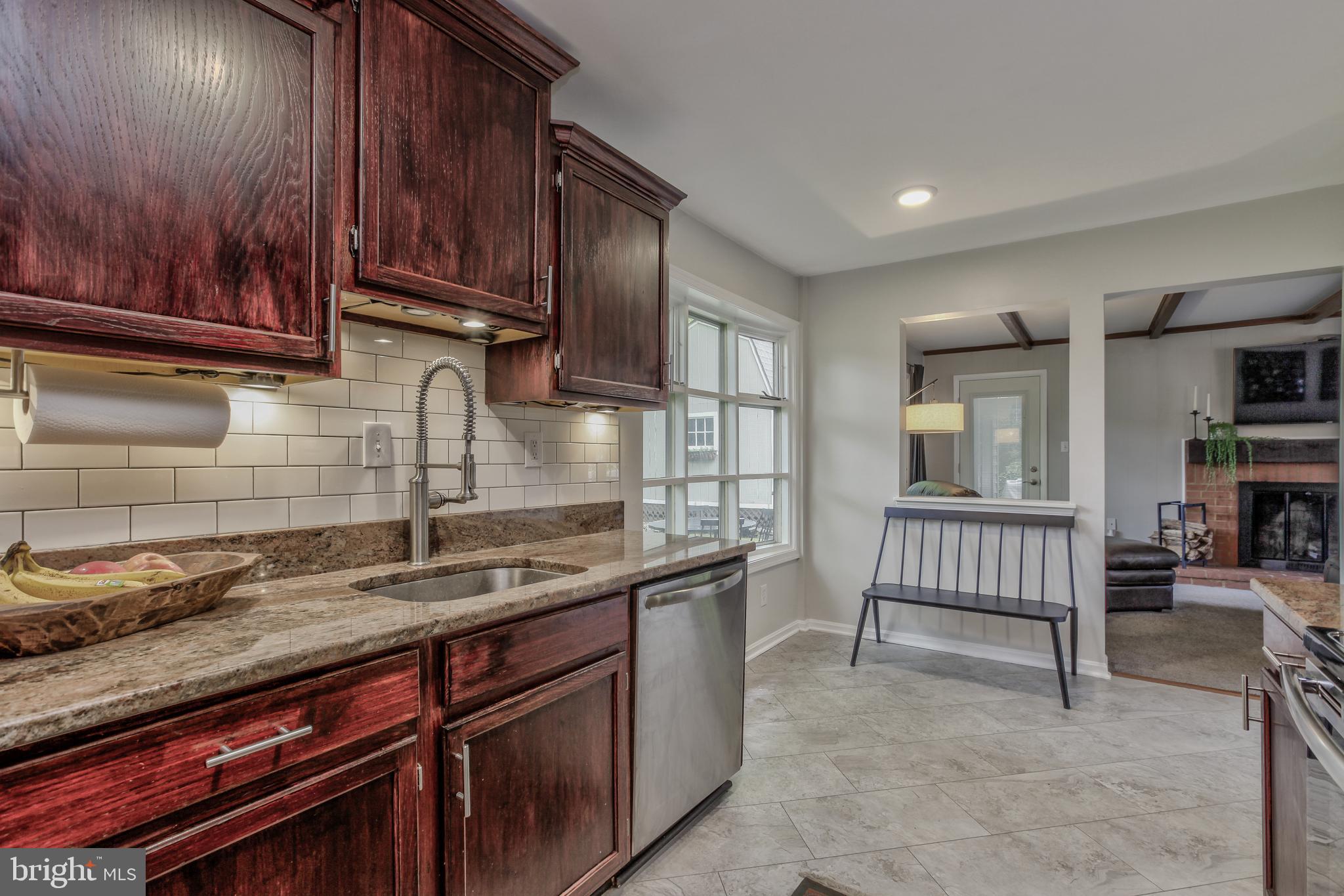 MANOR WOODS - Residential