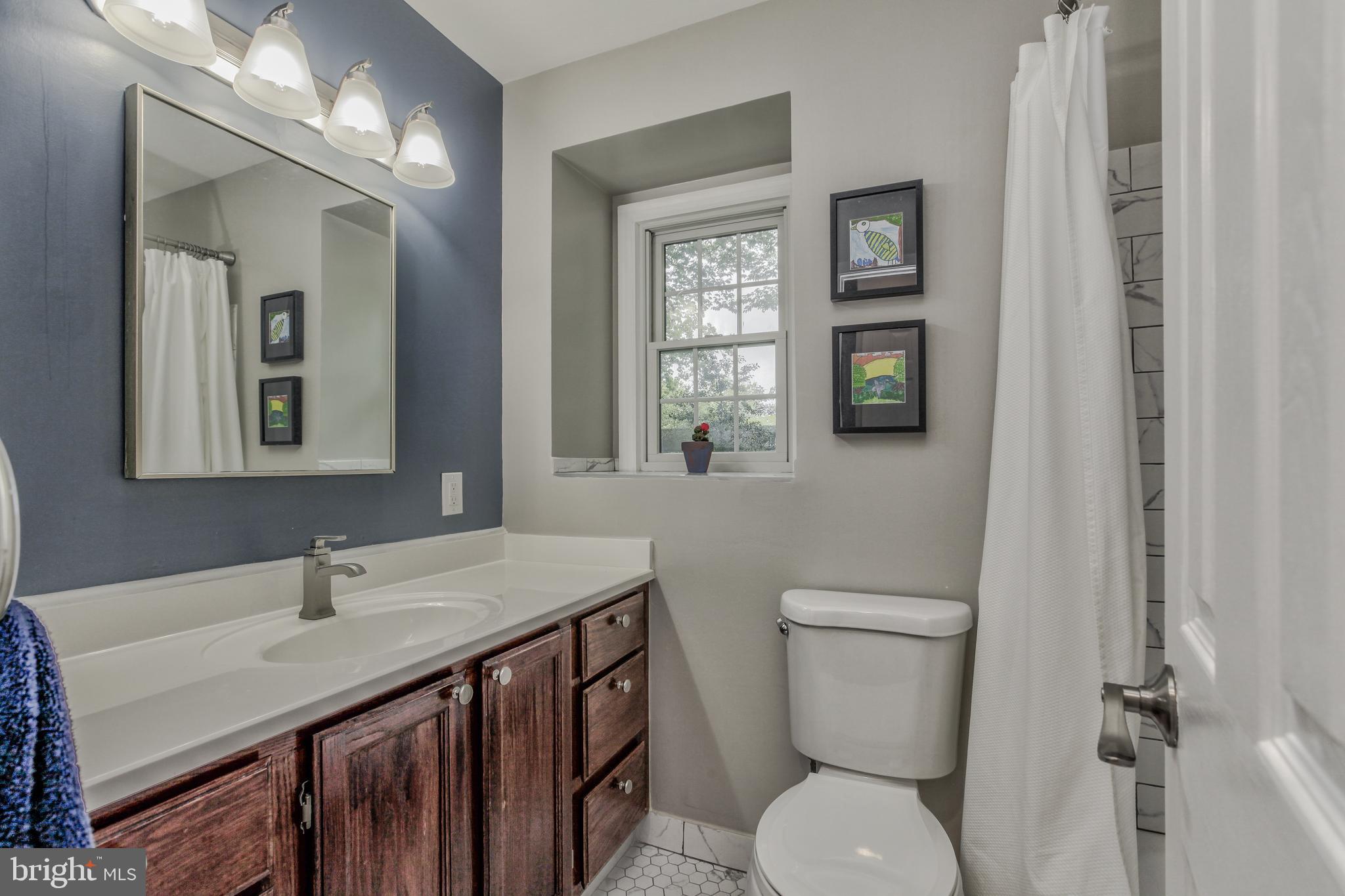 MANOR WOODS - Residential