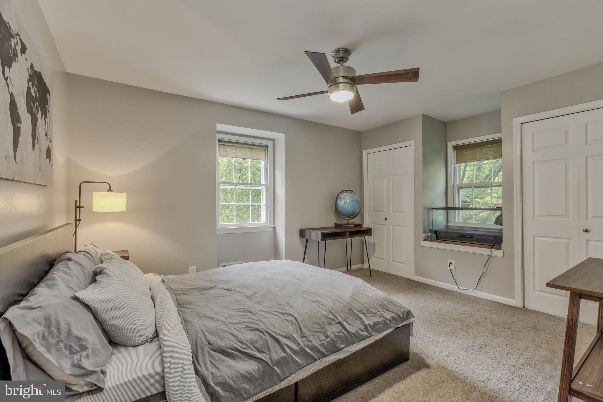 MANOR WOODS - Residential