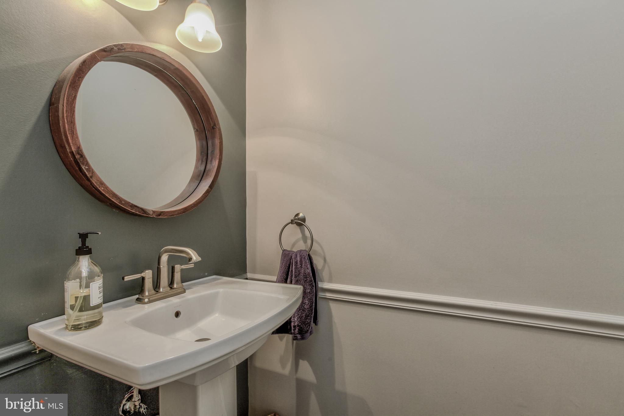 MANOR WOODS - Residential