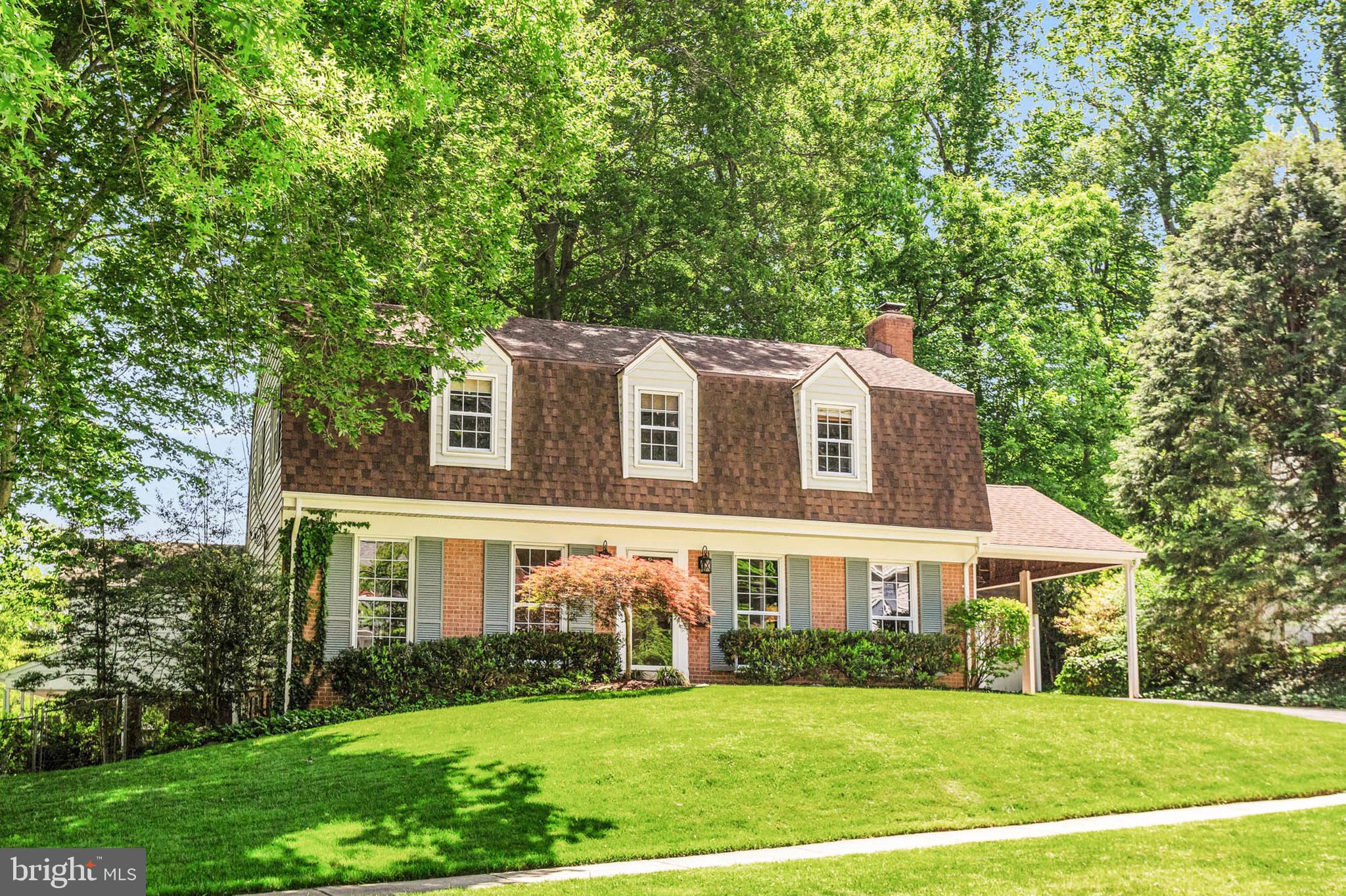 MANOR WOODS - Residential