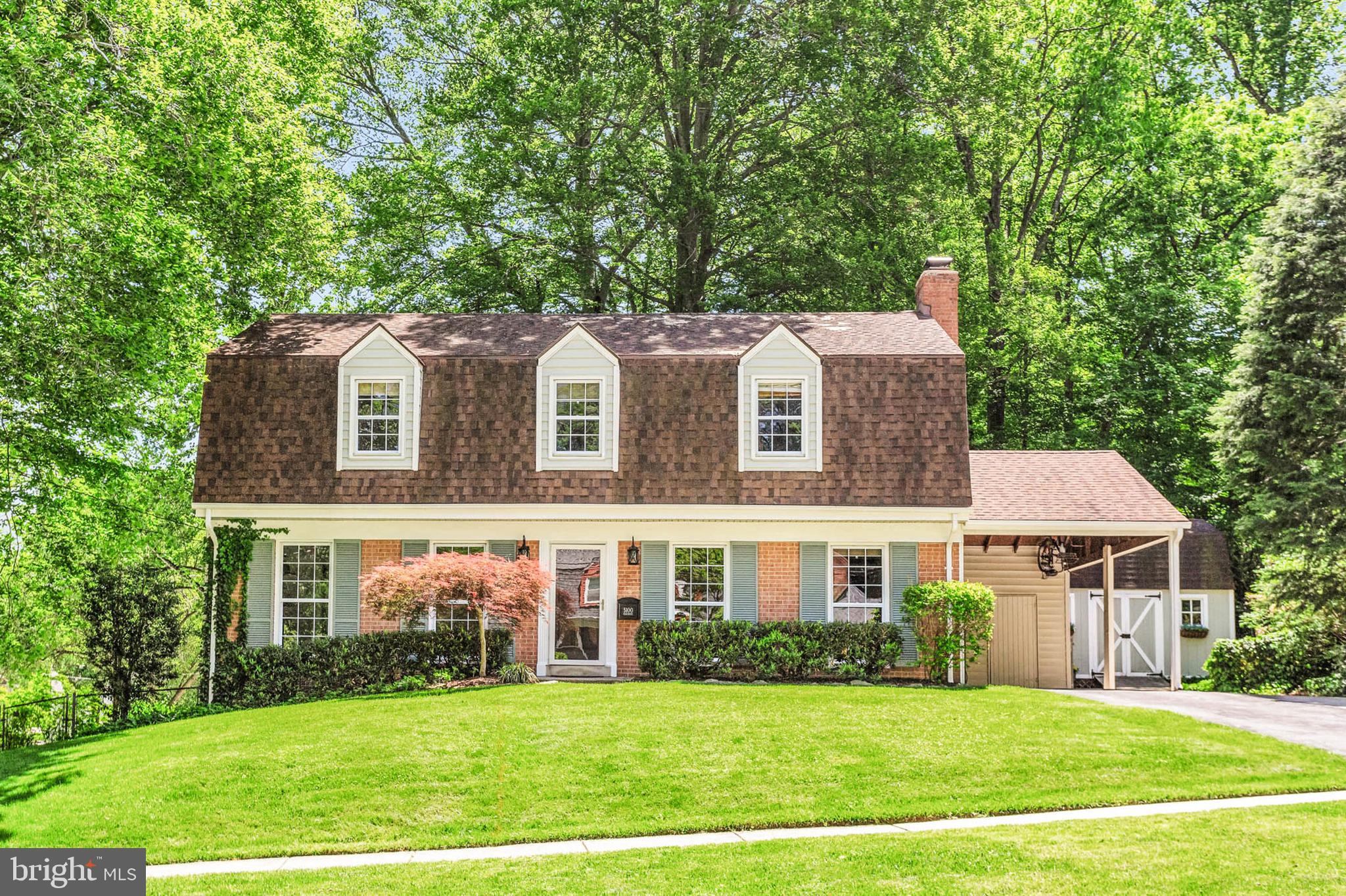 MANOR WOODS - Residential