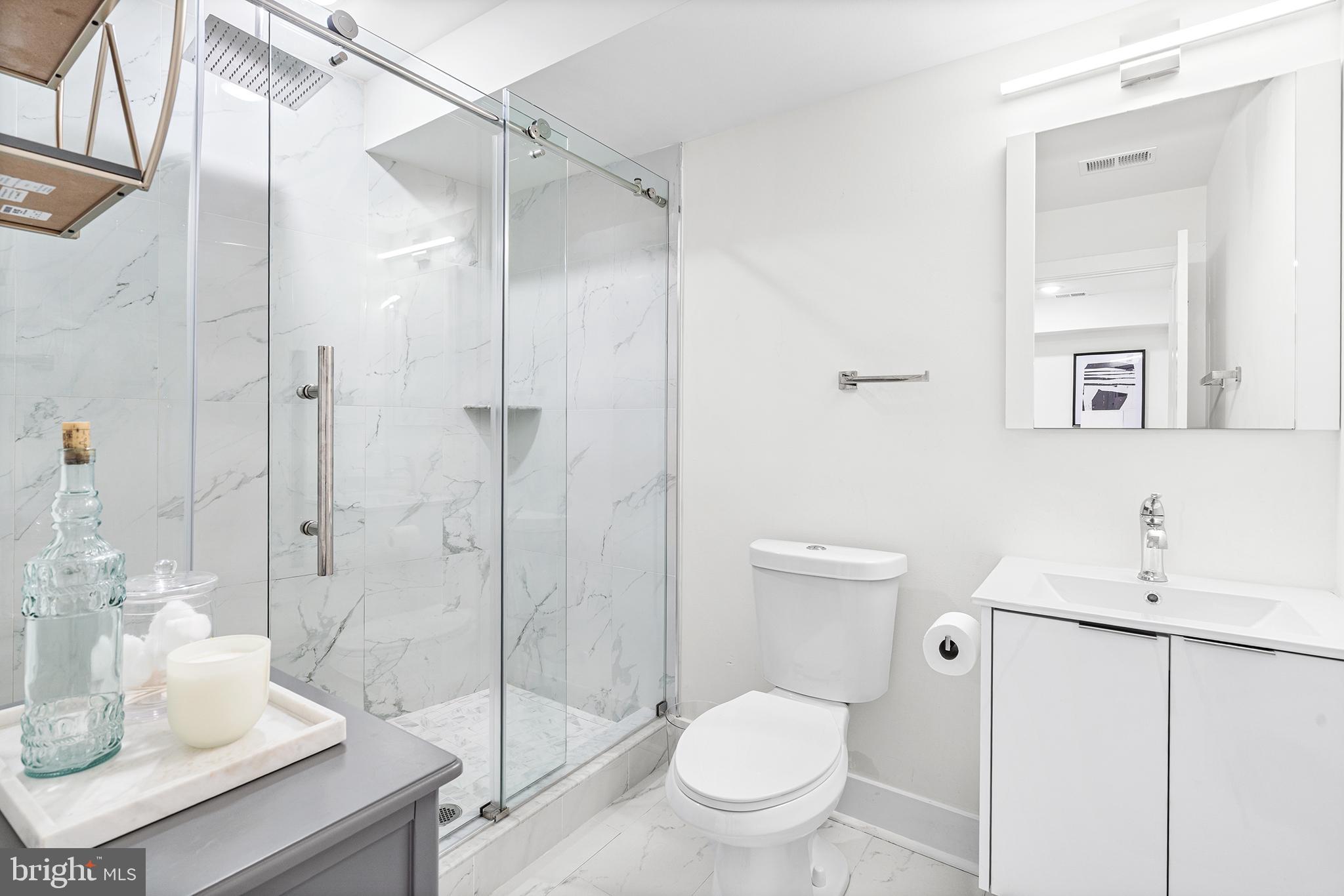 FAIRMOUNT - Residential