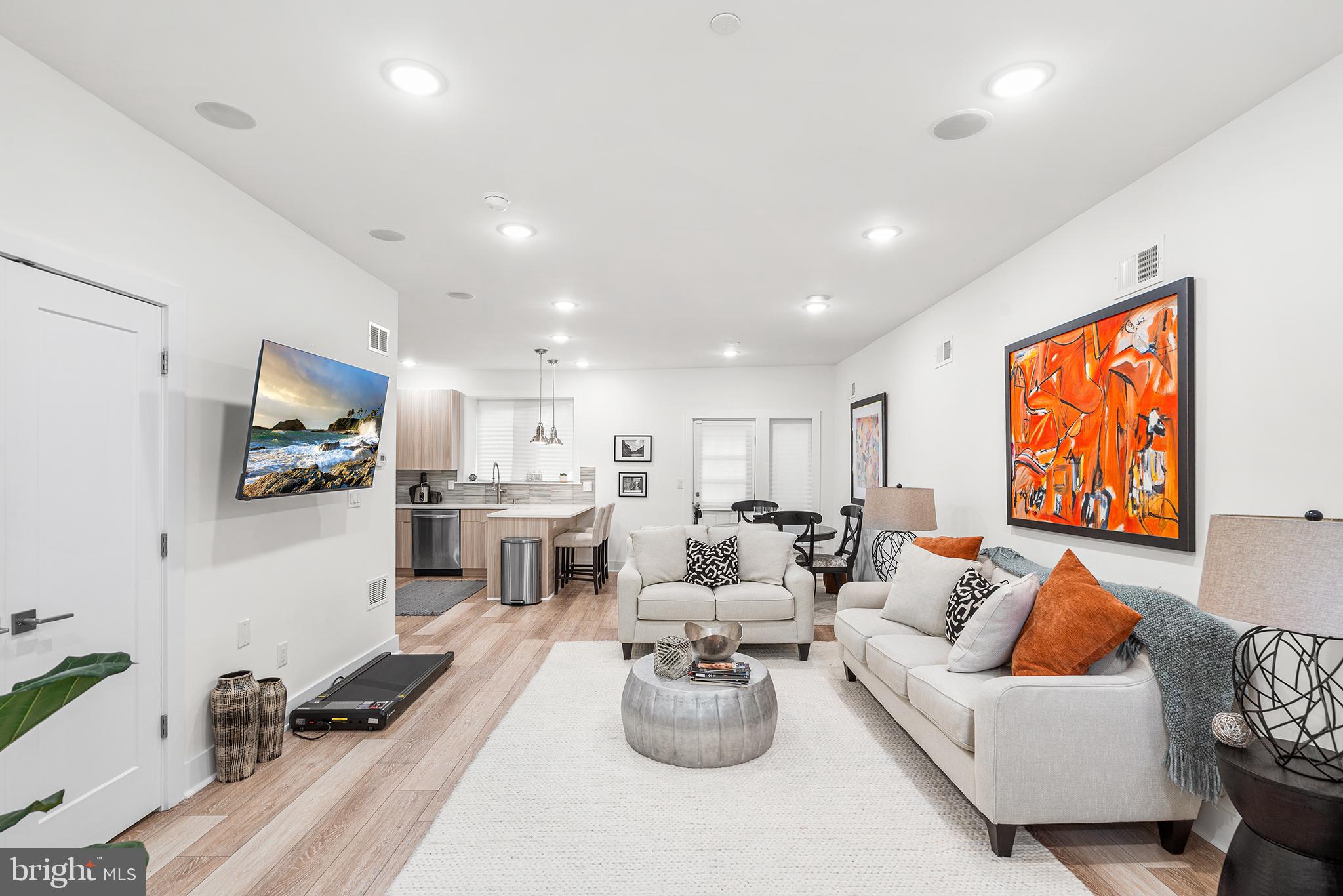 FAIRMOUNT - Residential