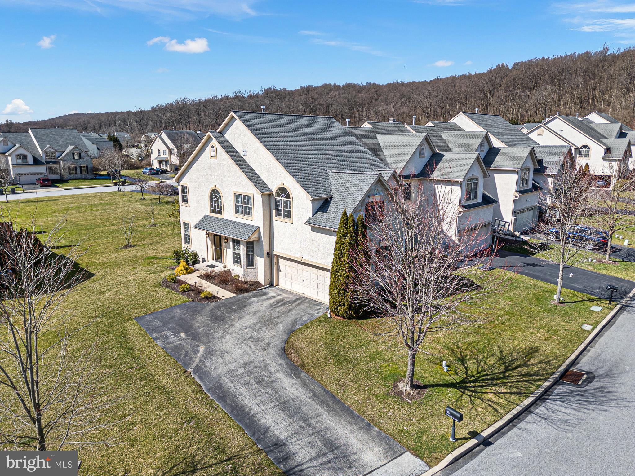 THE CHASE AT MALVE - Residential