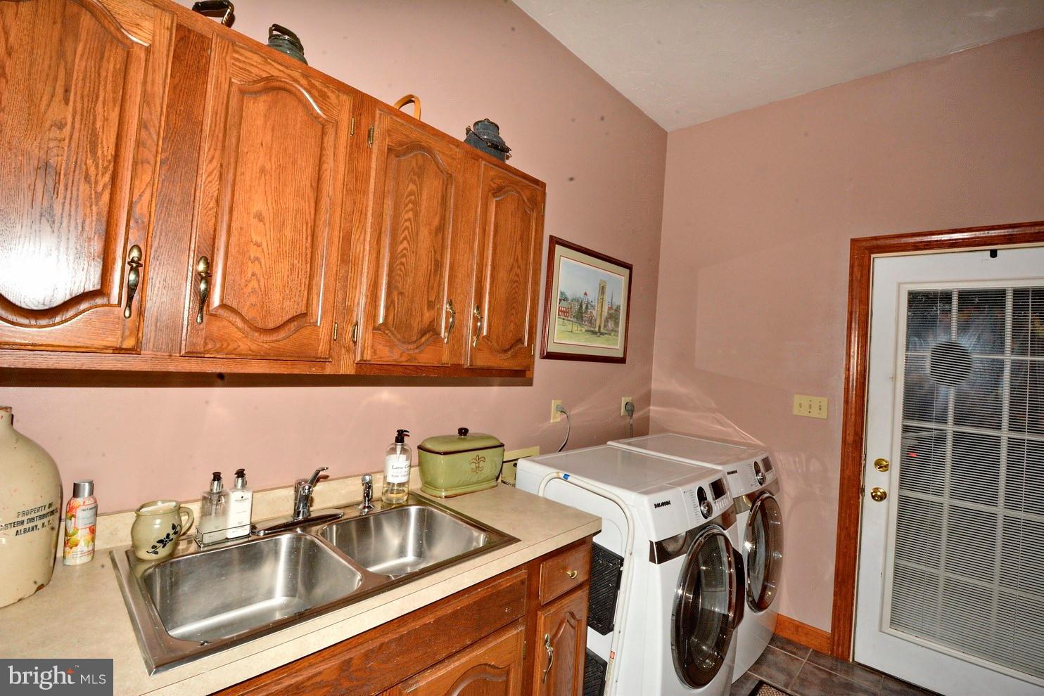 MYERMONT ESTATES - Residential