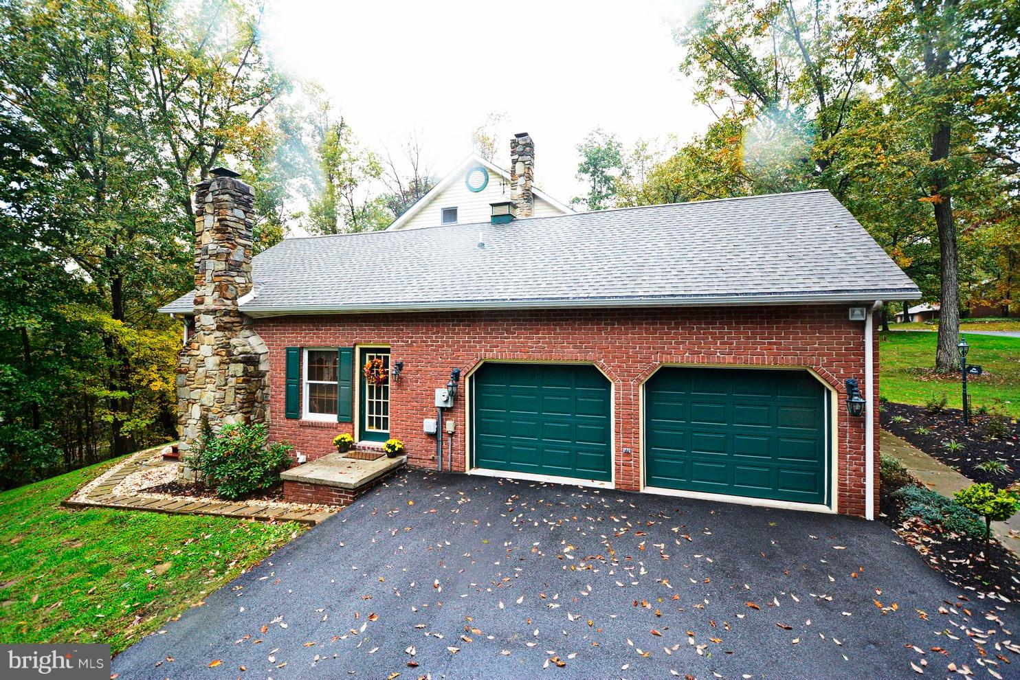 MYERMONT ESTATES - Residential