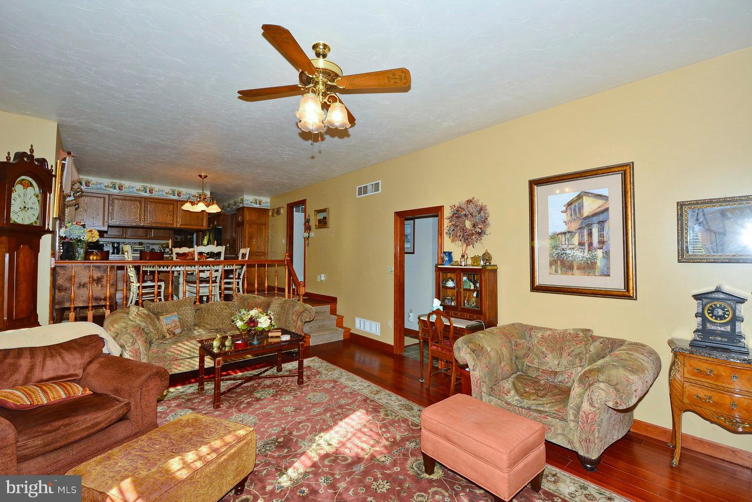 MYERMONT ESTATES - Residential