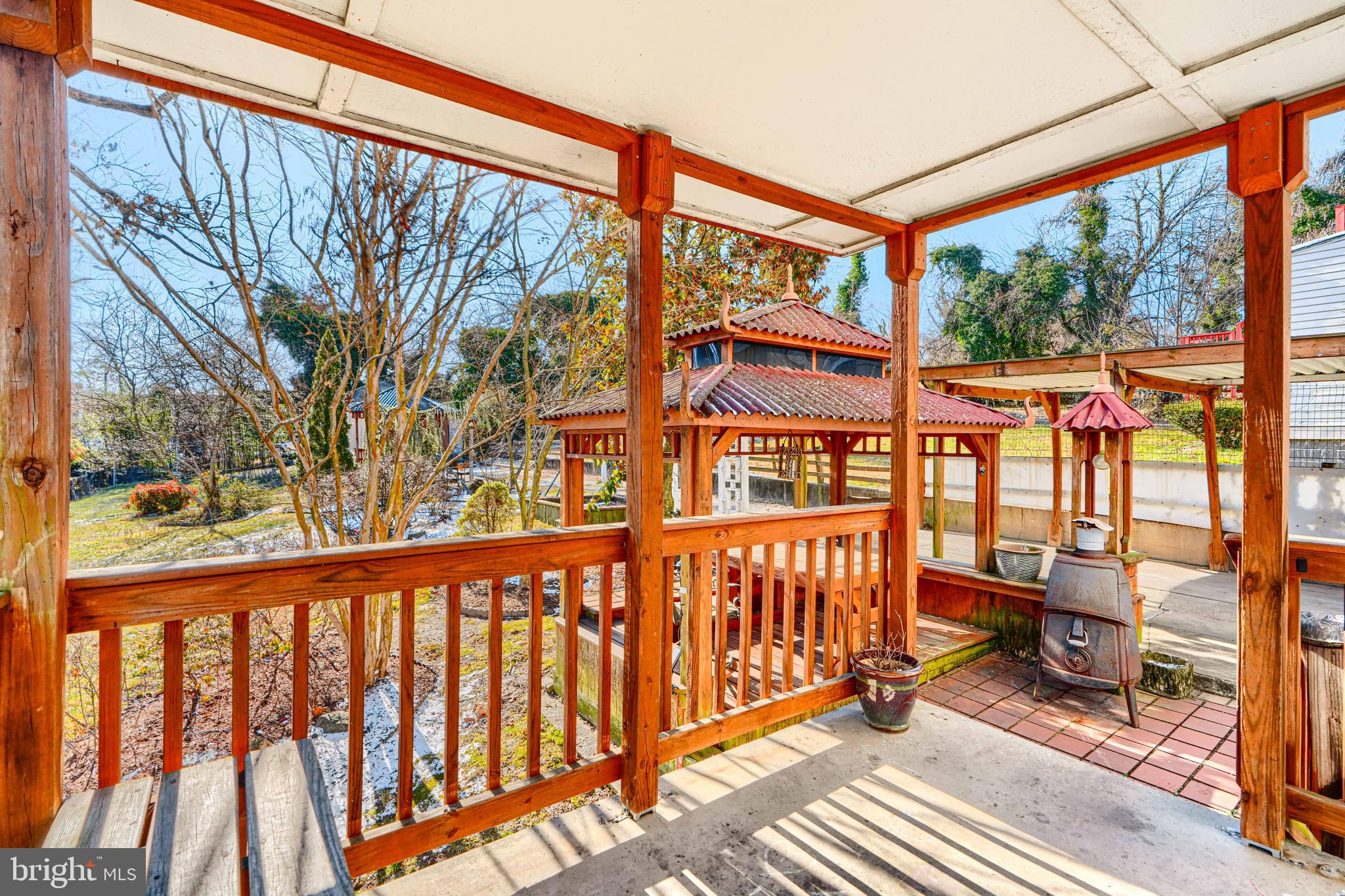 RADNOR WINSTON - Residential