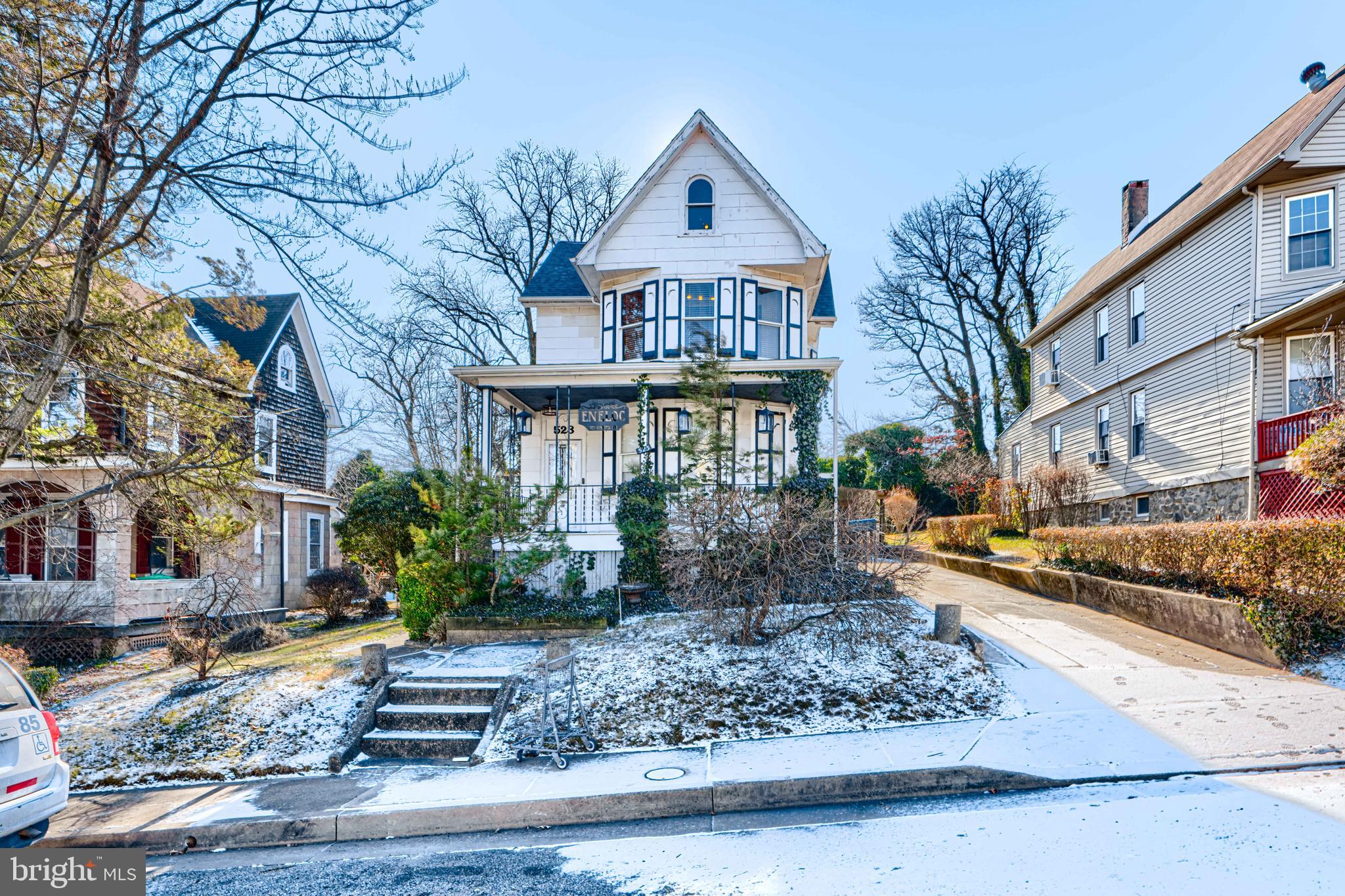 RADNOR WINSTON - Residential