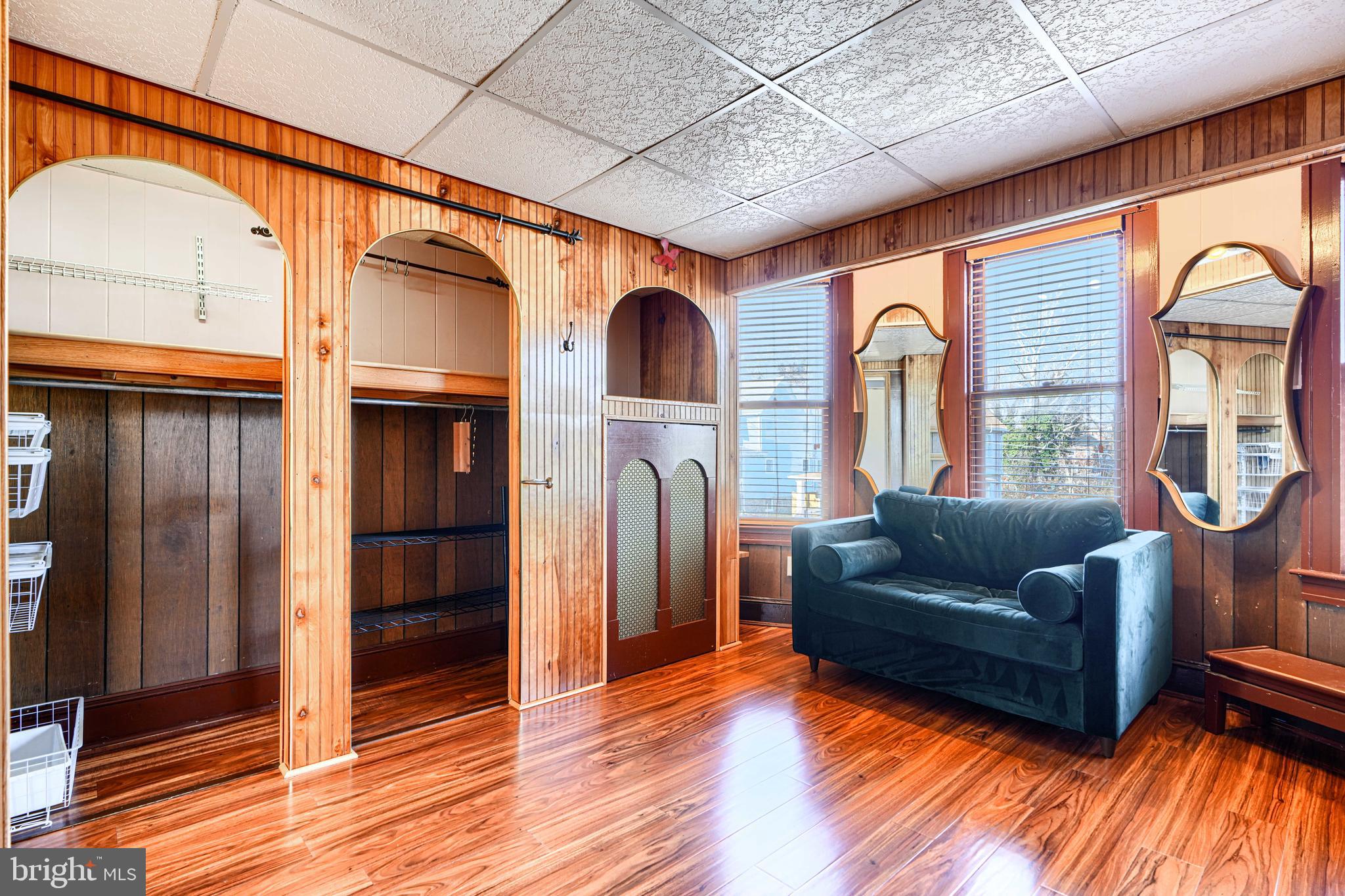 RADNOR WINSTON - Residential