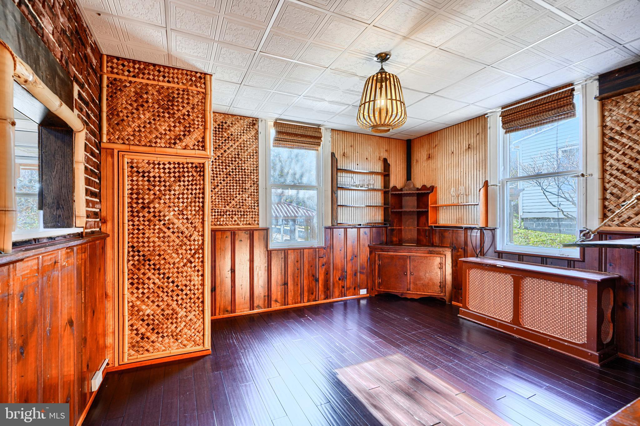 RADNOR WINSTON - Residential