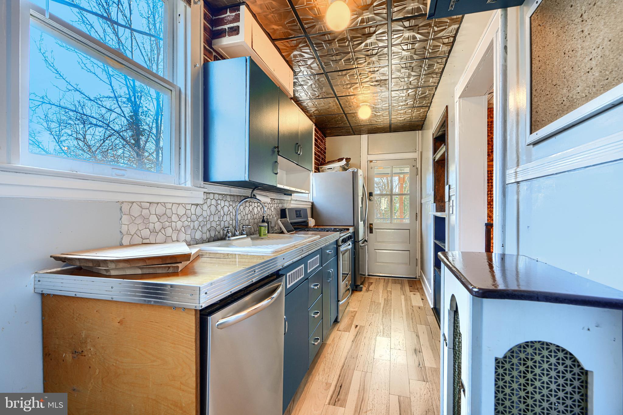 RADNOR WINSTON - Residential