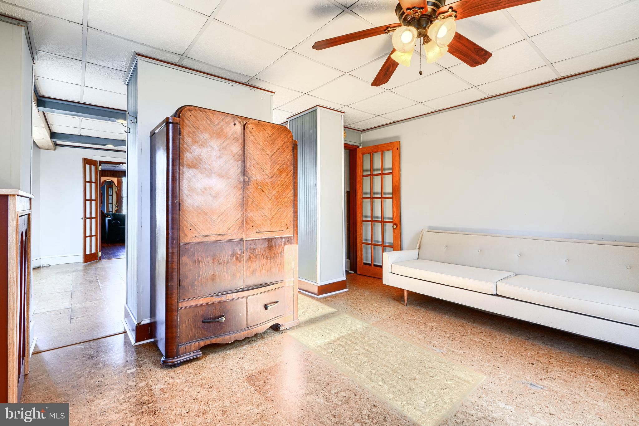 RADNOR WINSTON - Residential