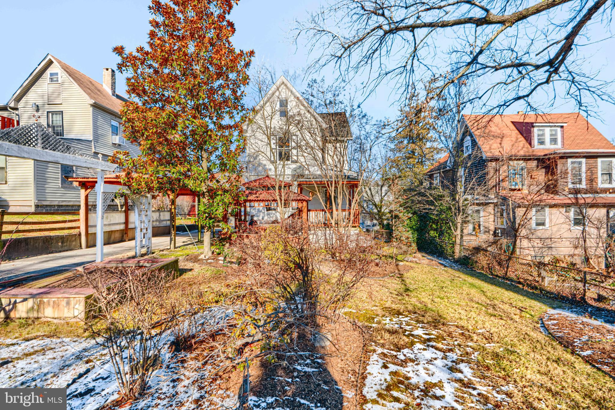 RADNOR WINSTON - Residential