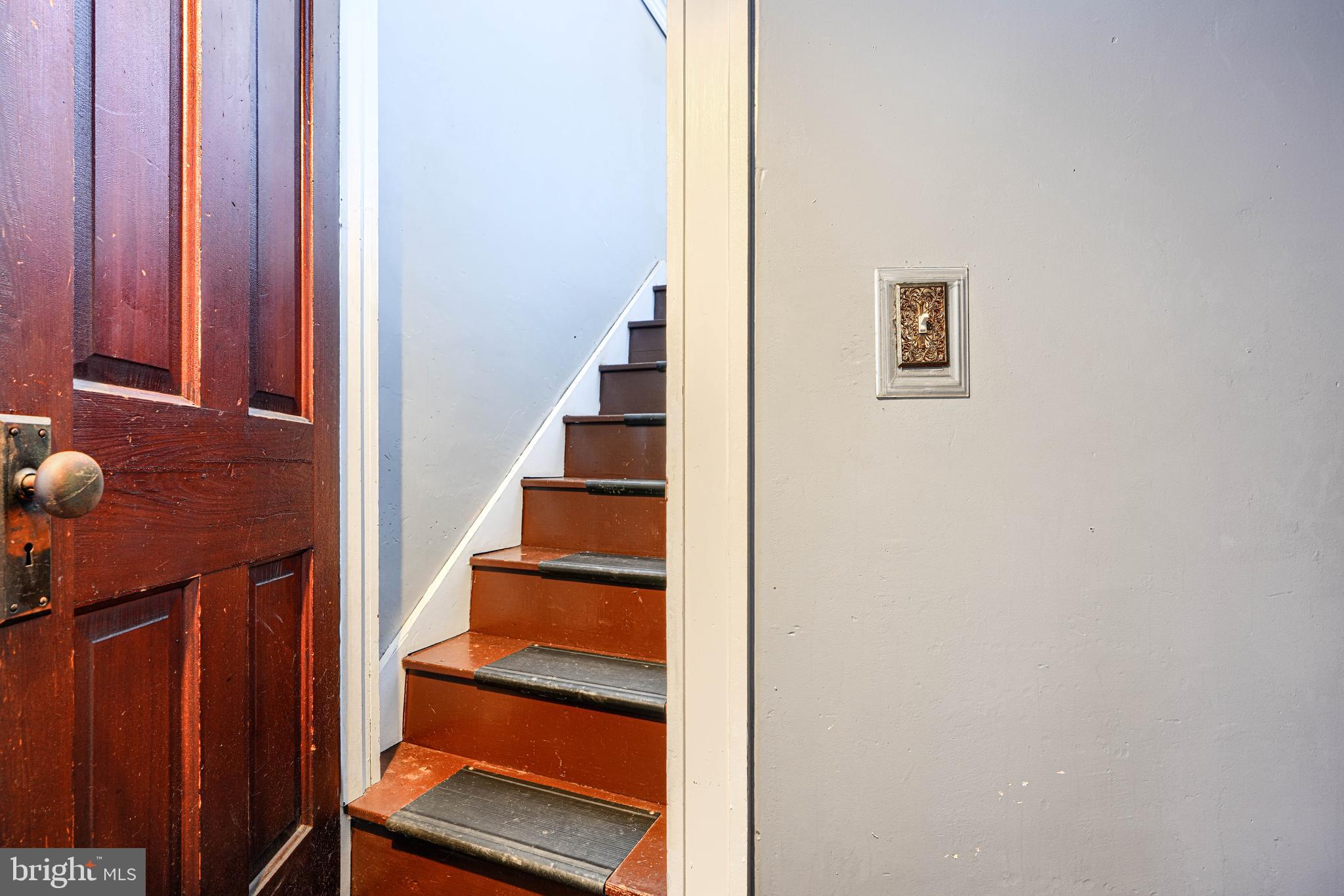 RADNOR WINSTON - Residential