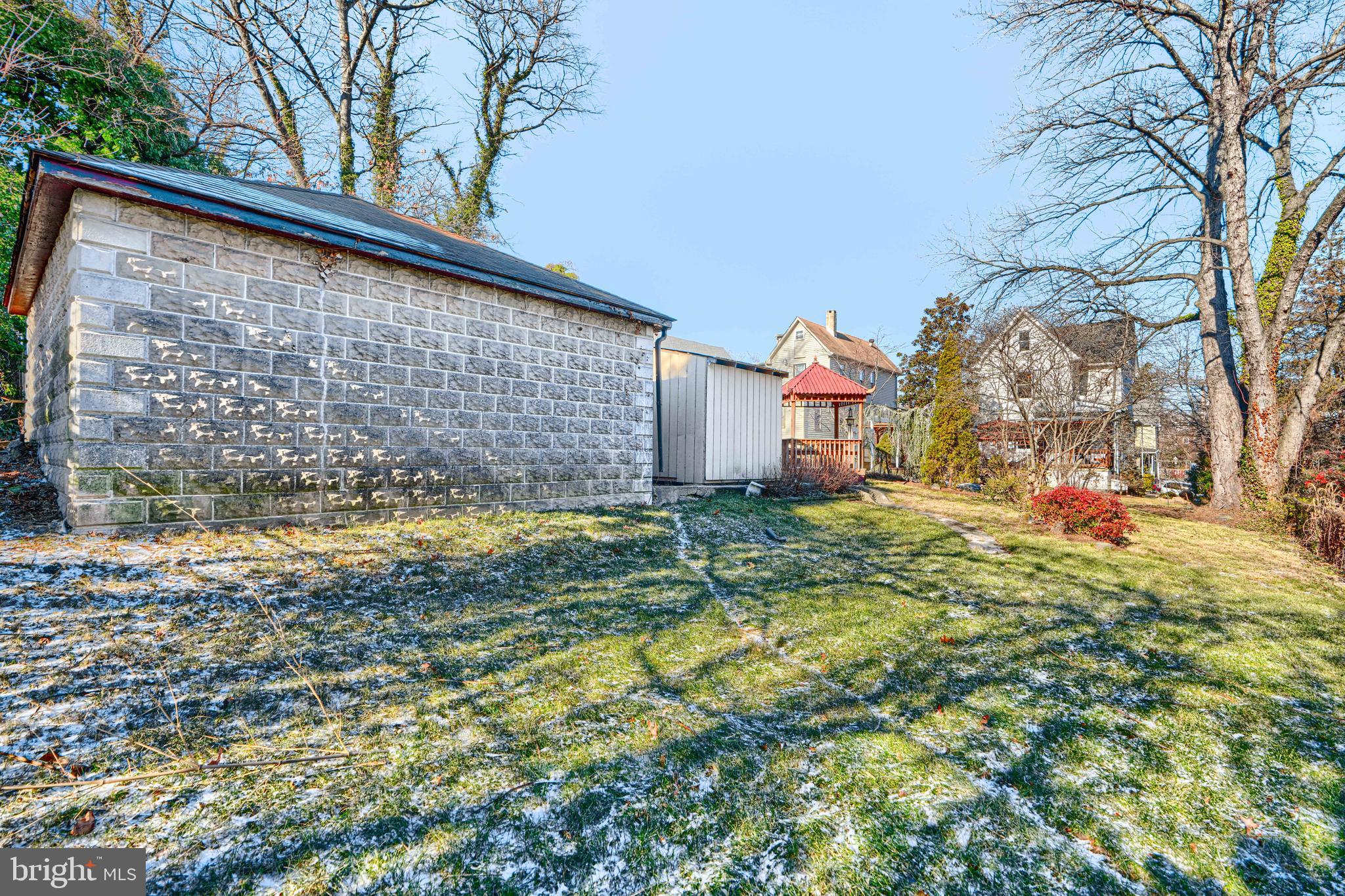 RADNOR WINSTON - Residential